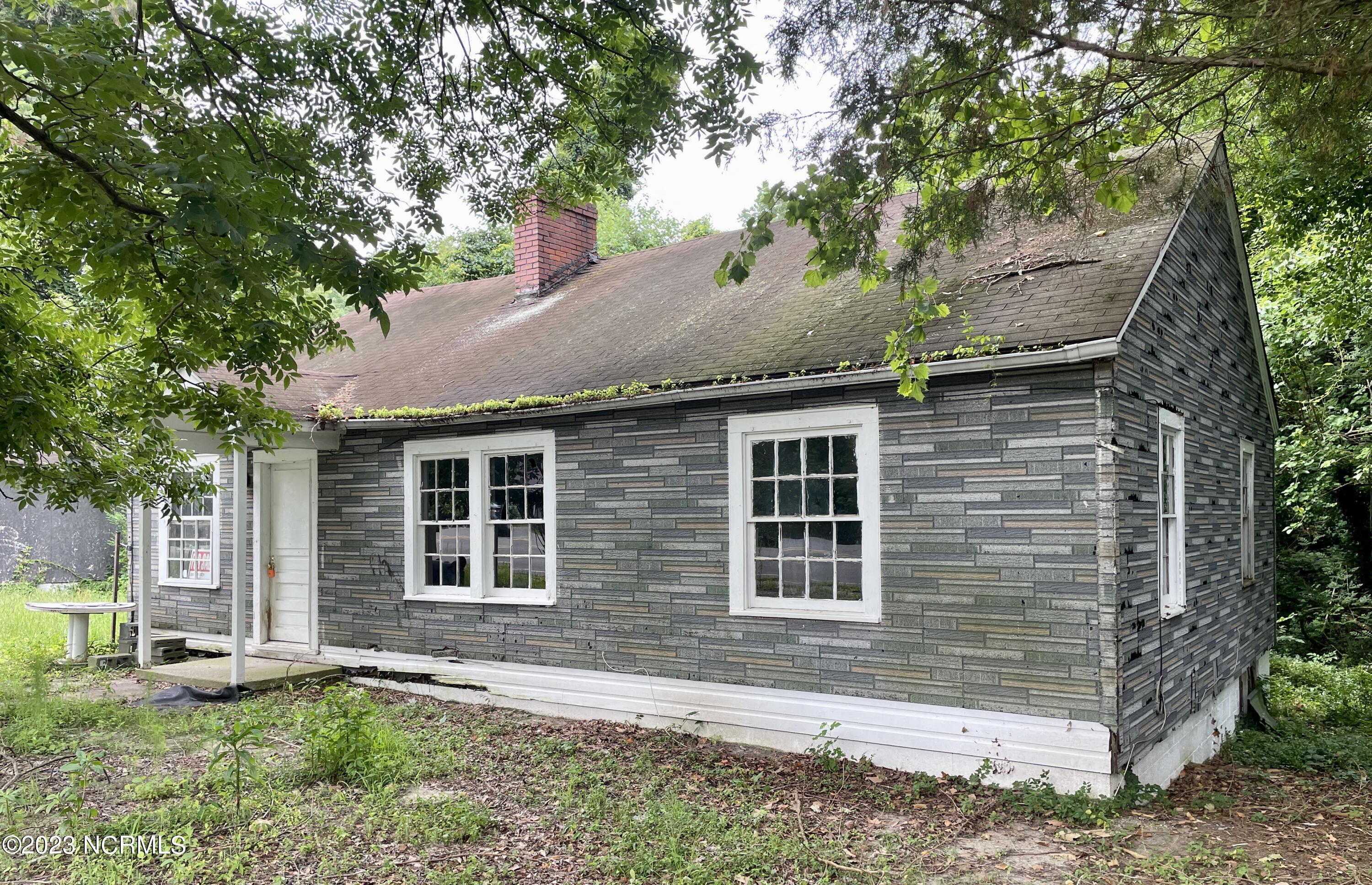 479 Dowd Road