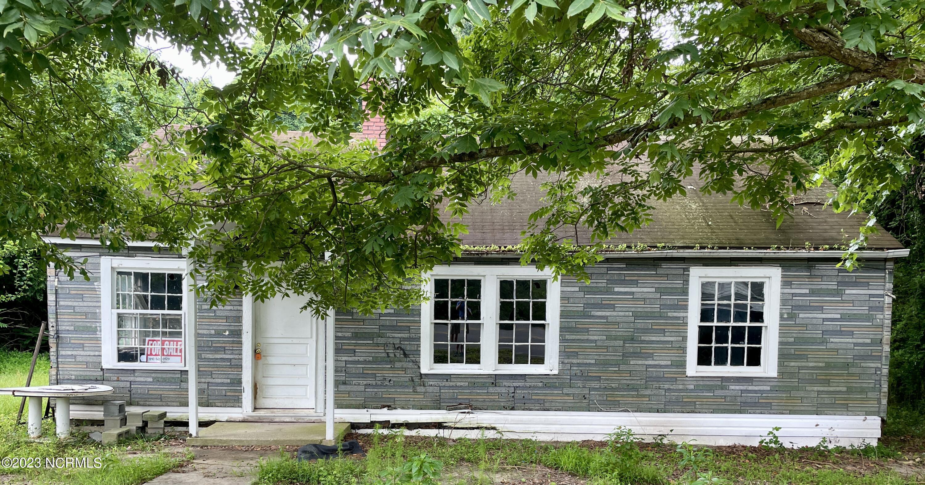 479 Dowd Road