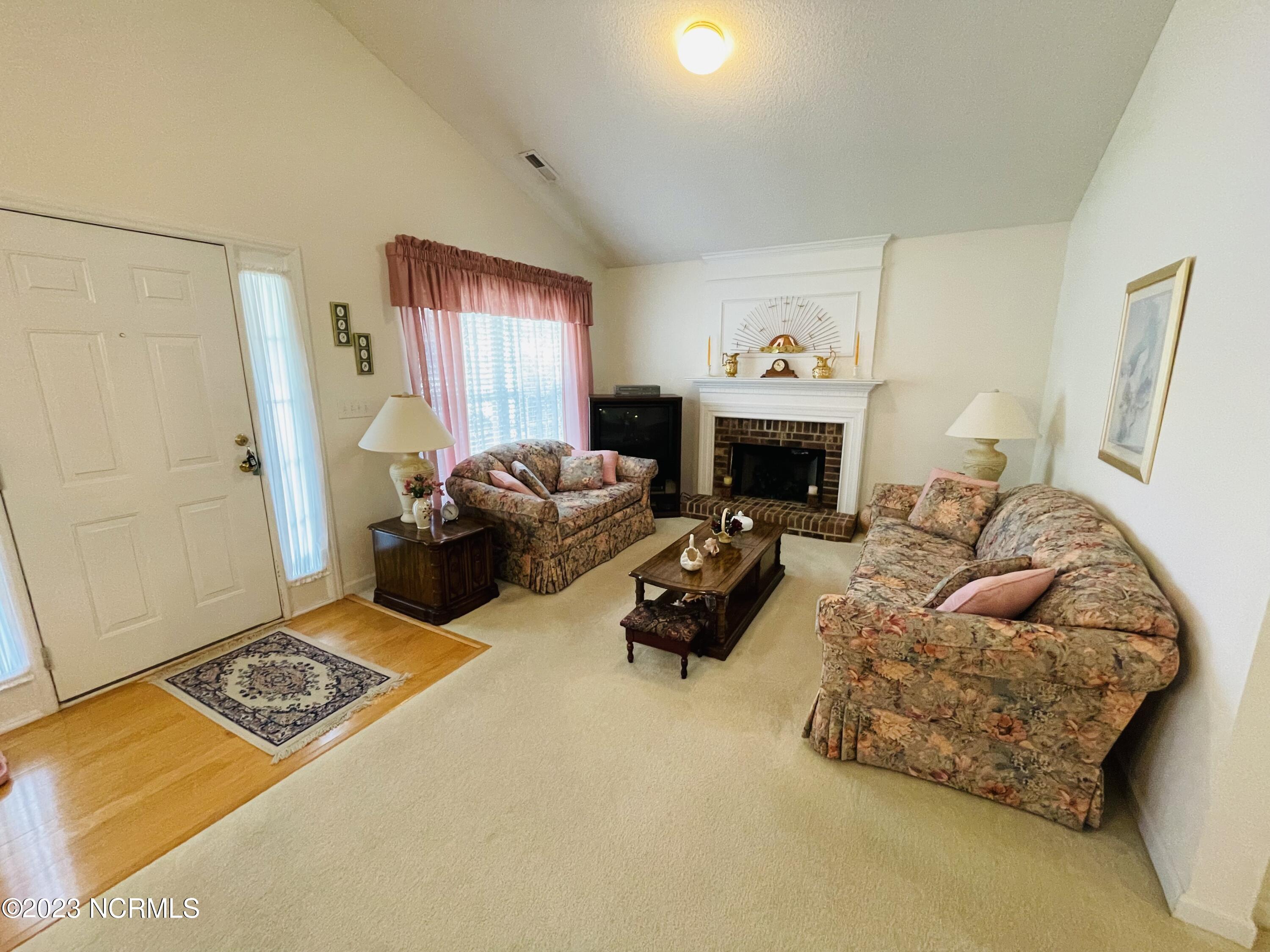 632 Ashford Lane