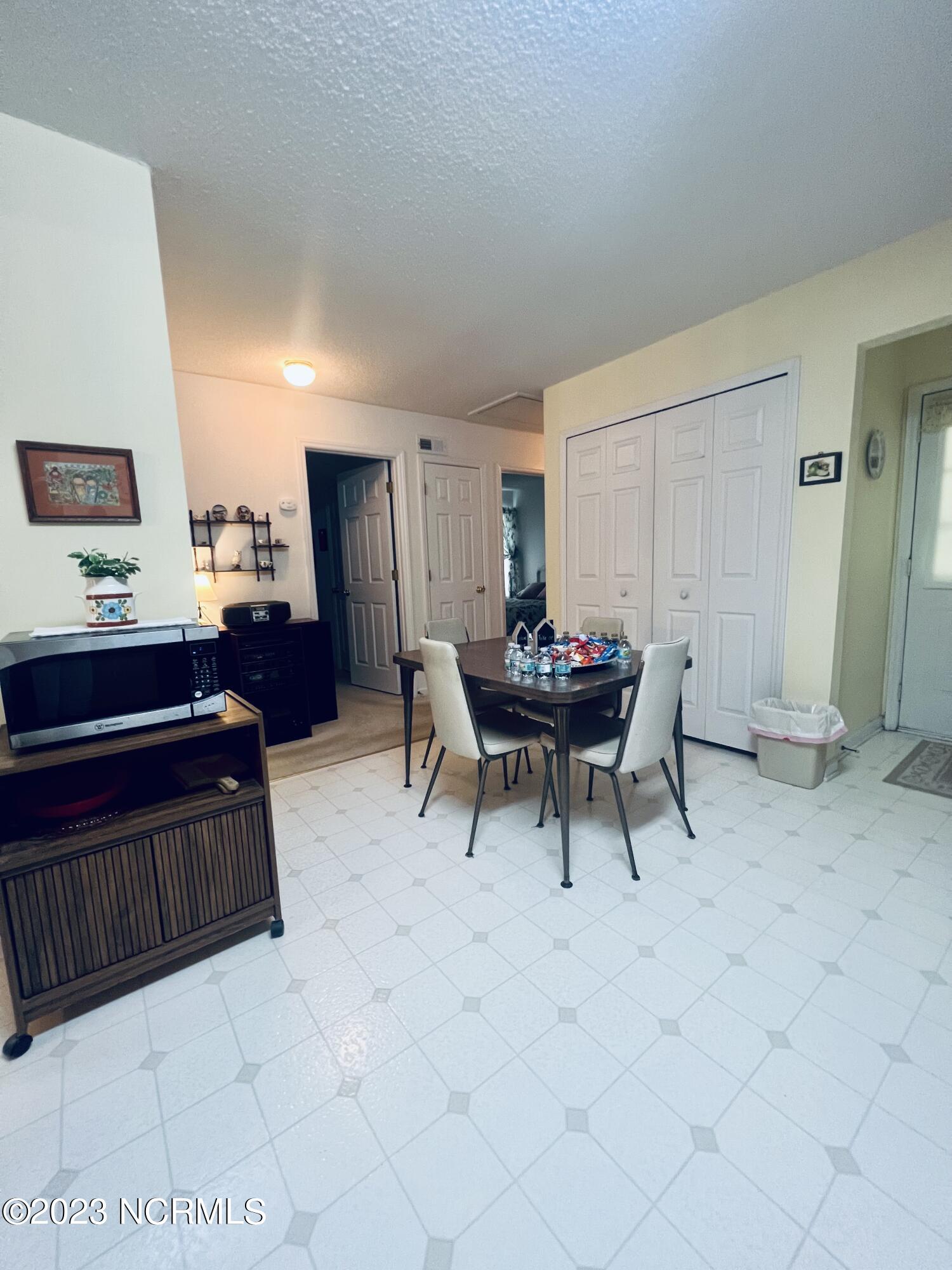 632 Ashford Lane