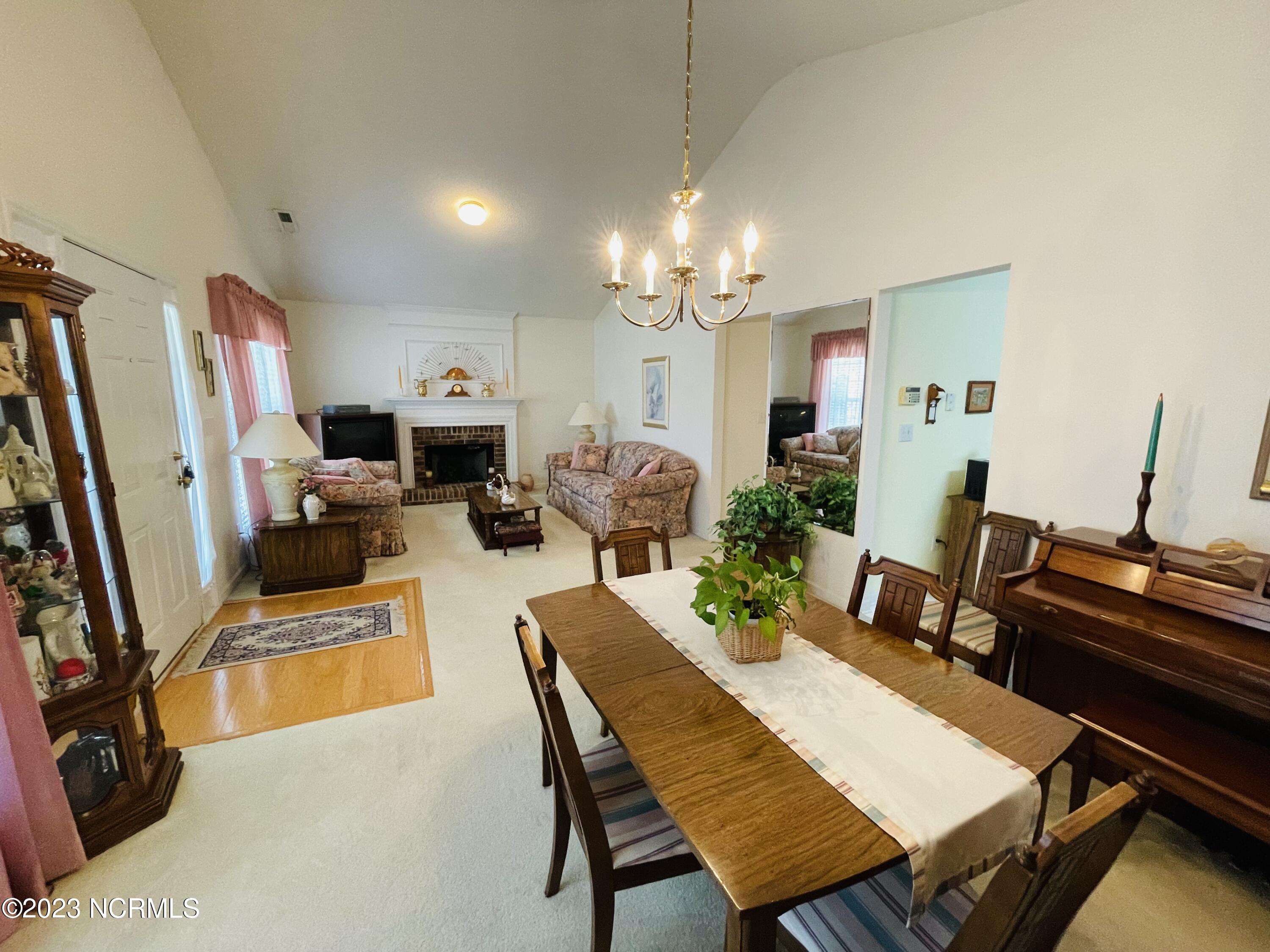 632 Ashford Lane