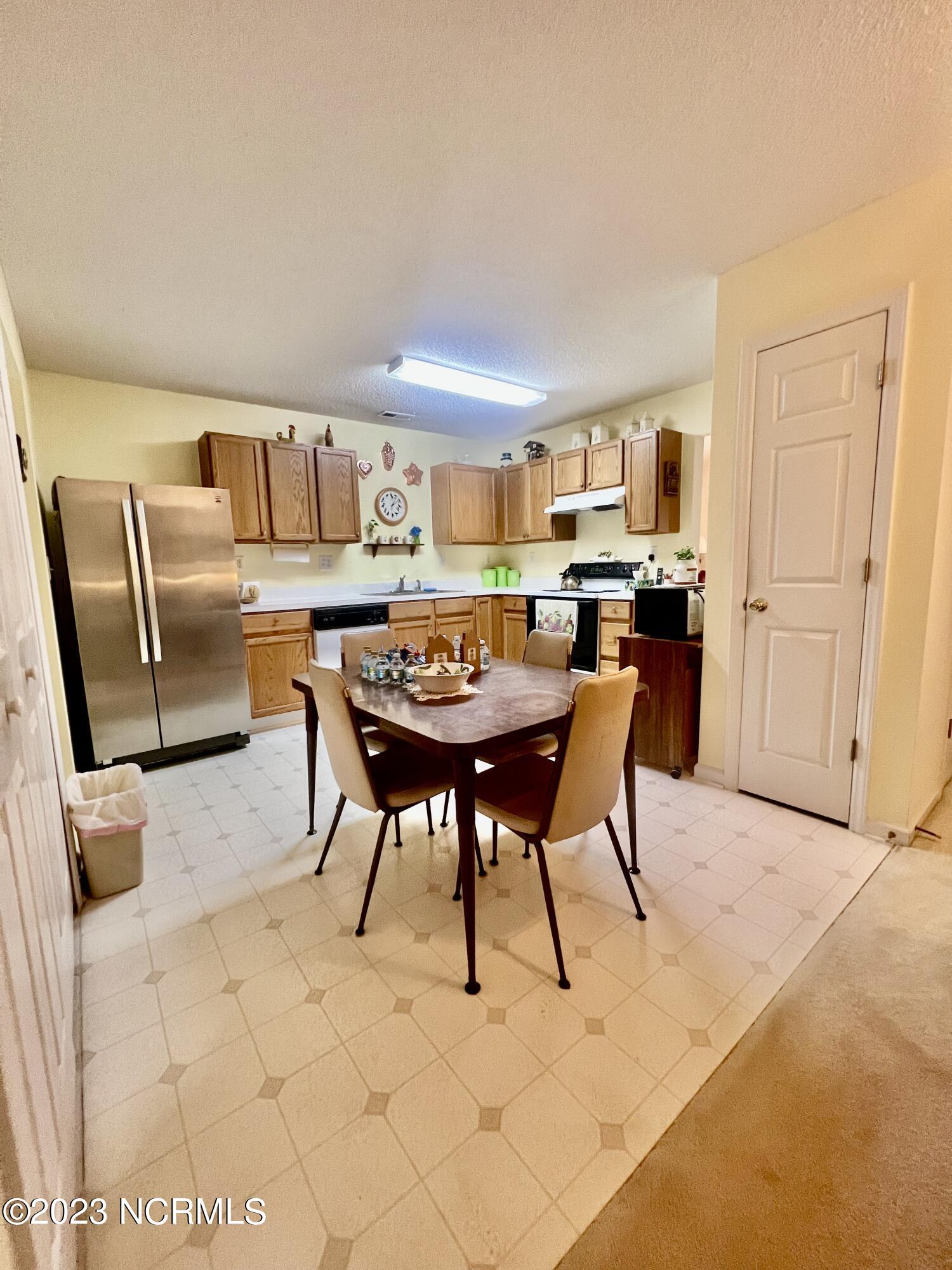 632 Ashford Lane