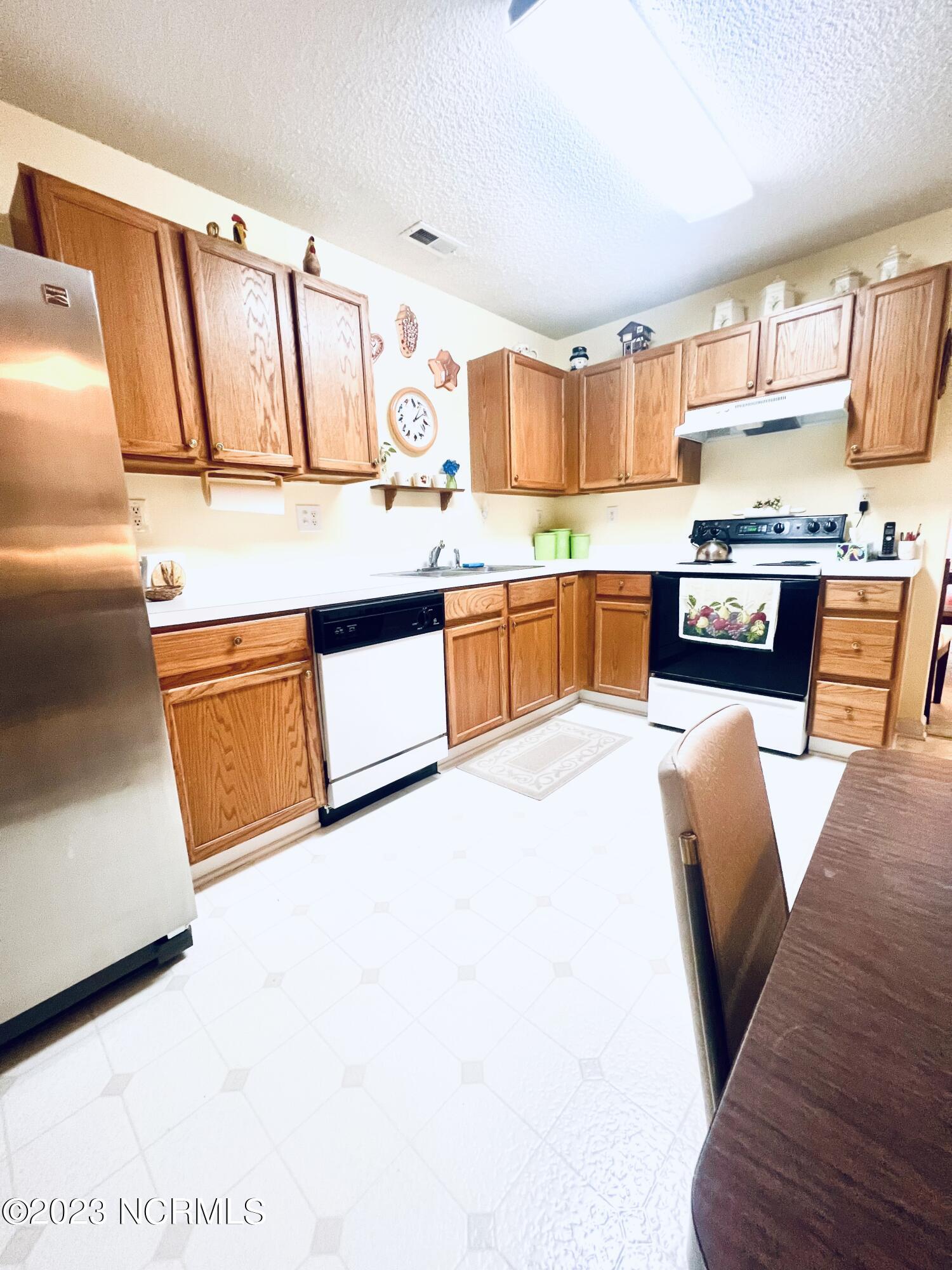 632 Ashford Lane