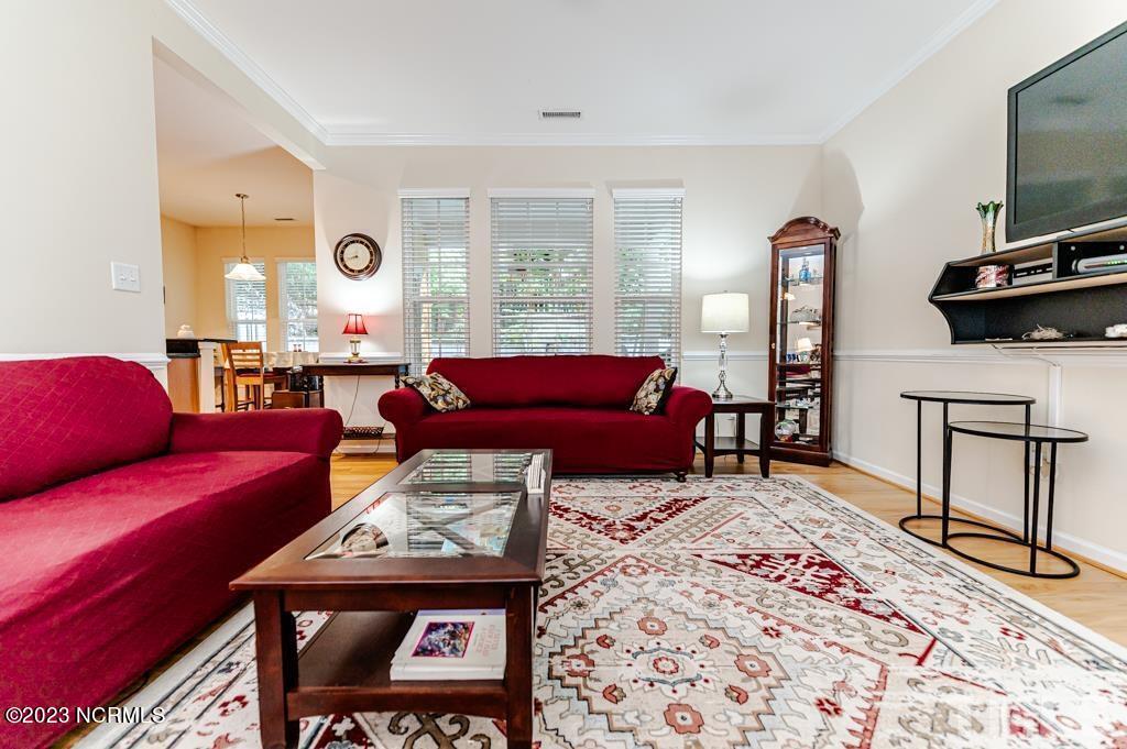 309 Bartlett Circle