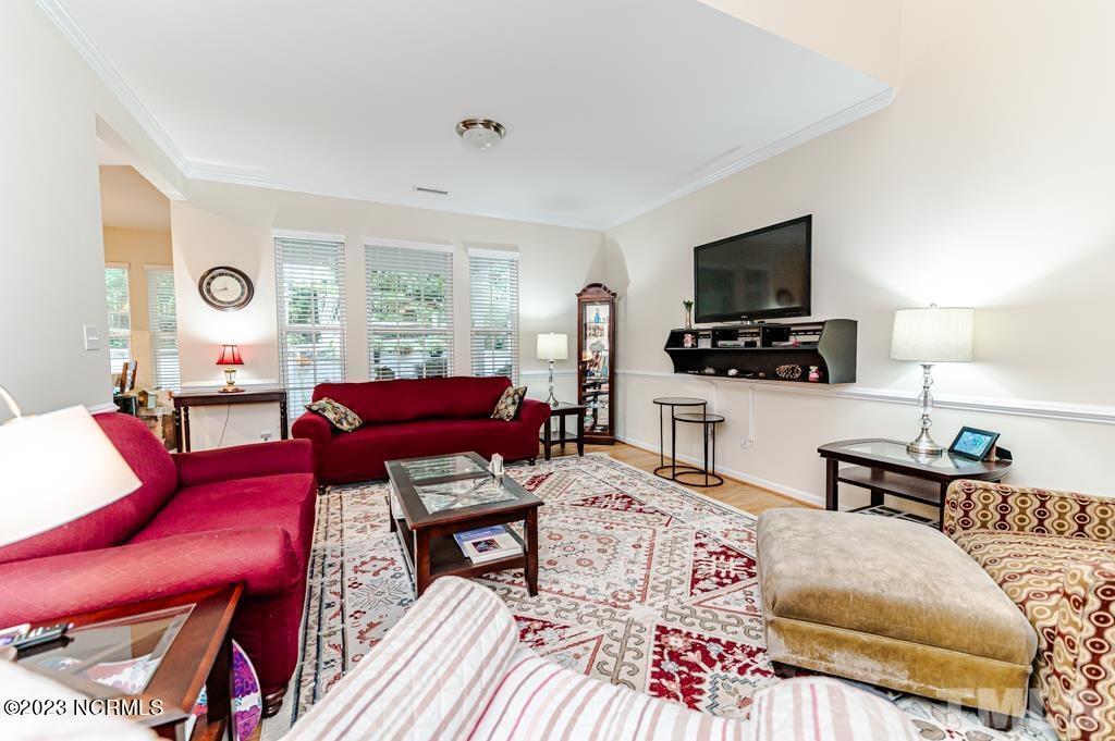 309 Bartlett Circle