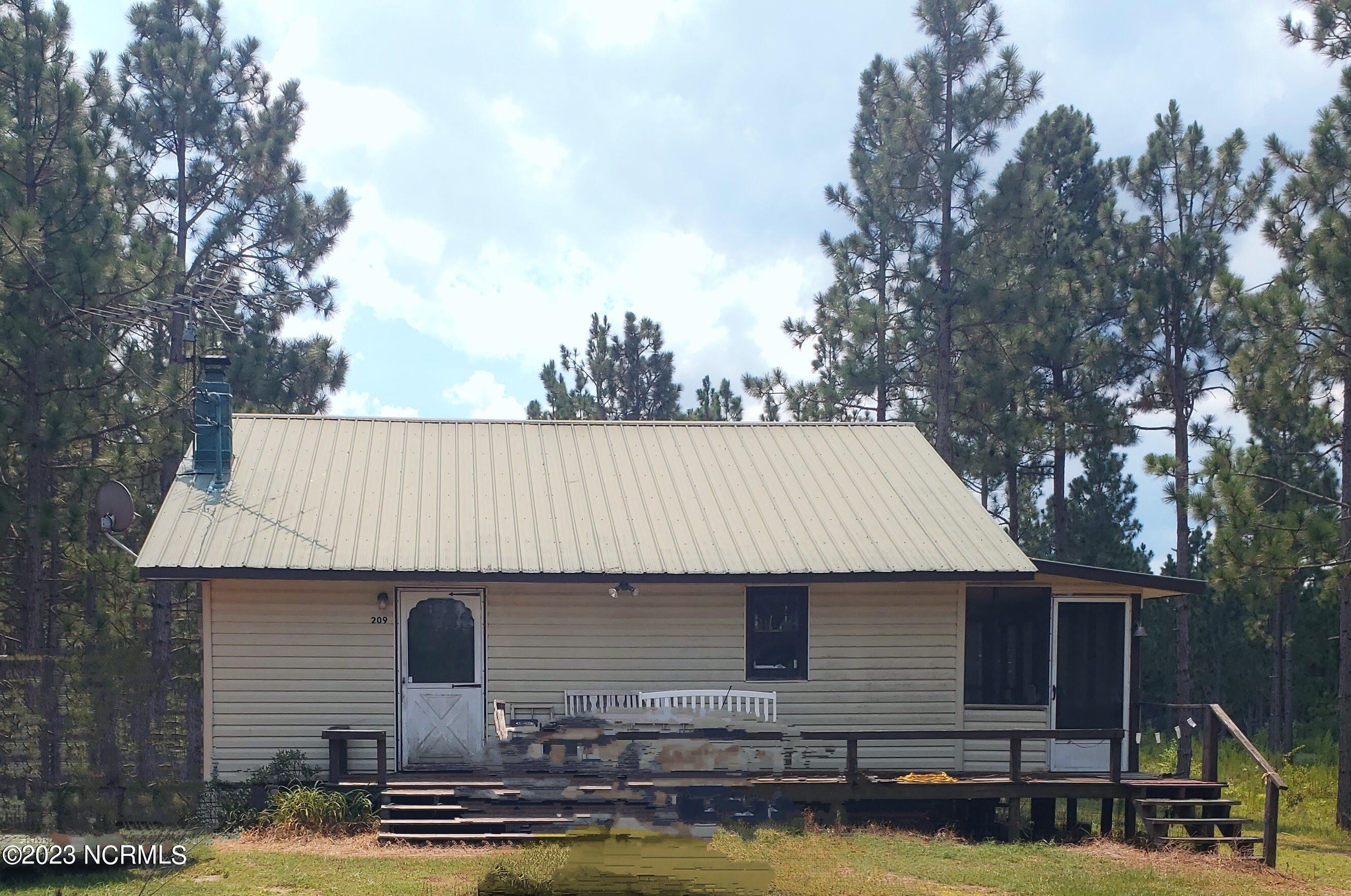 1738 Reservation Road