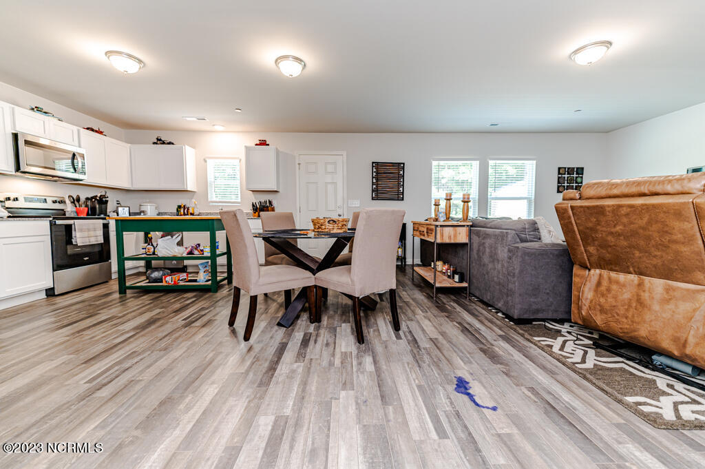 5623 Waxwing Drive