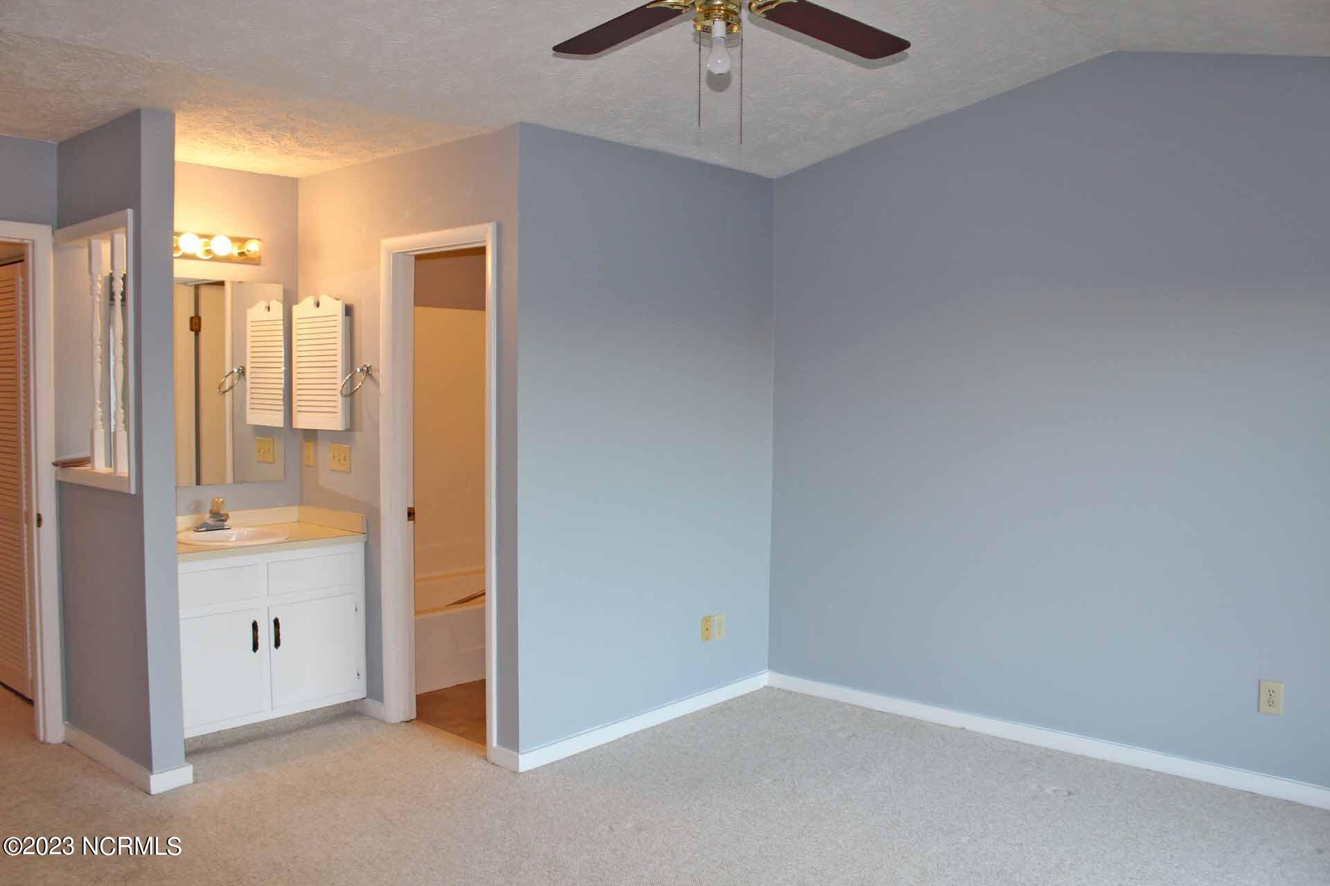 117 Mallard Cove, # A