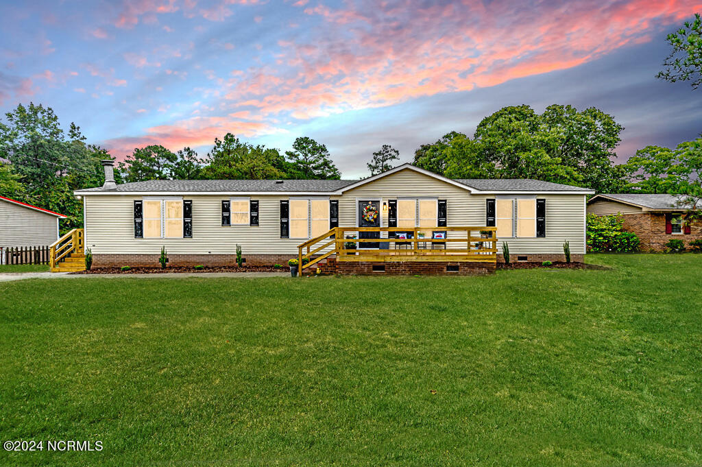 2245 Docs Road