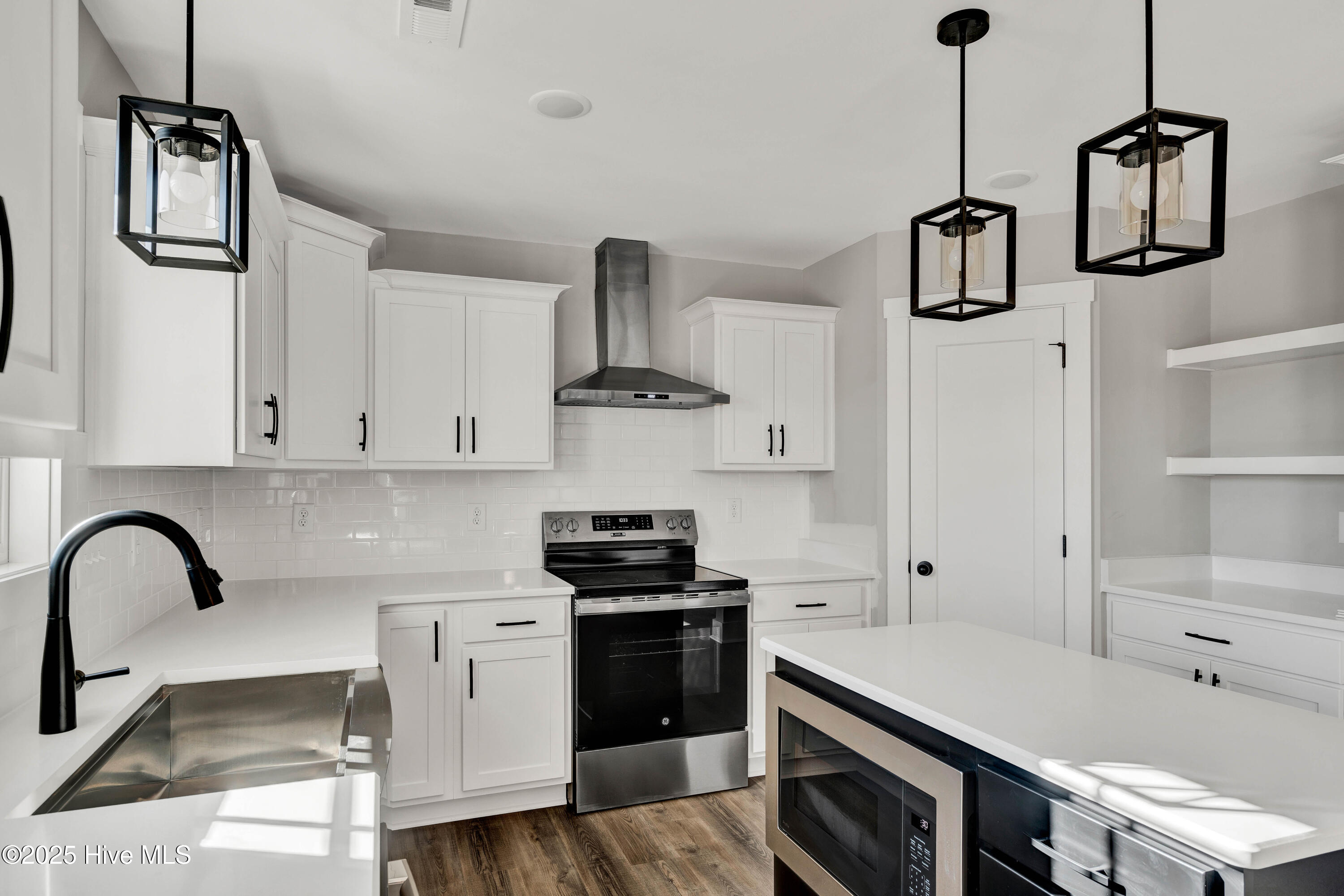 4097 Fulford Mcmillan Road