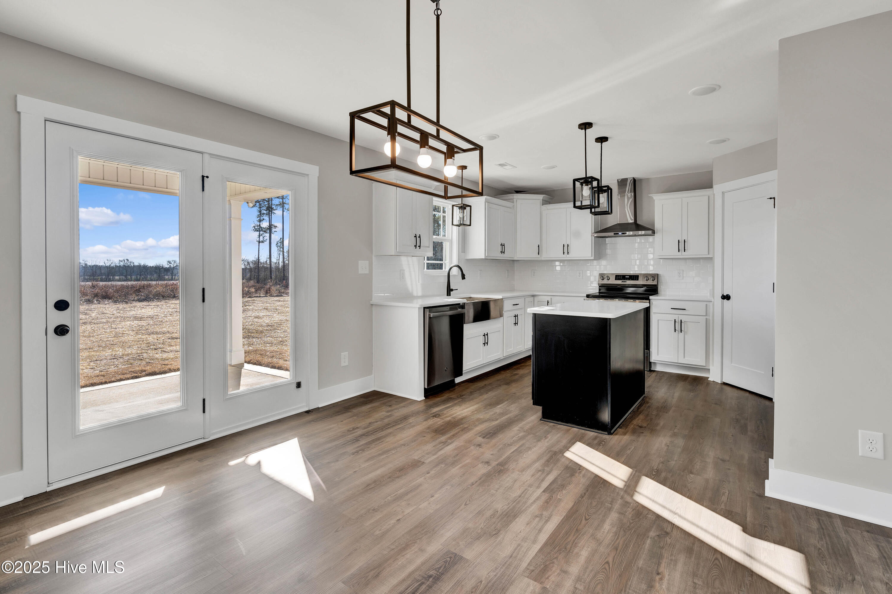 4097 Fulford Mcmillan Road
