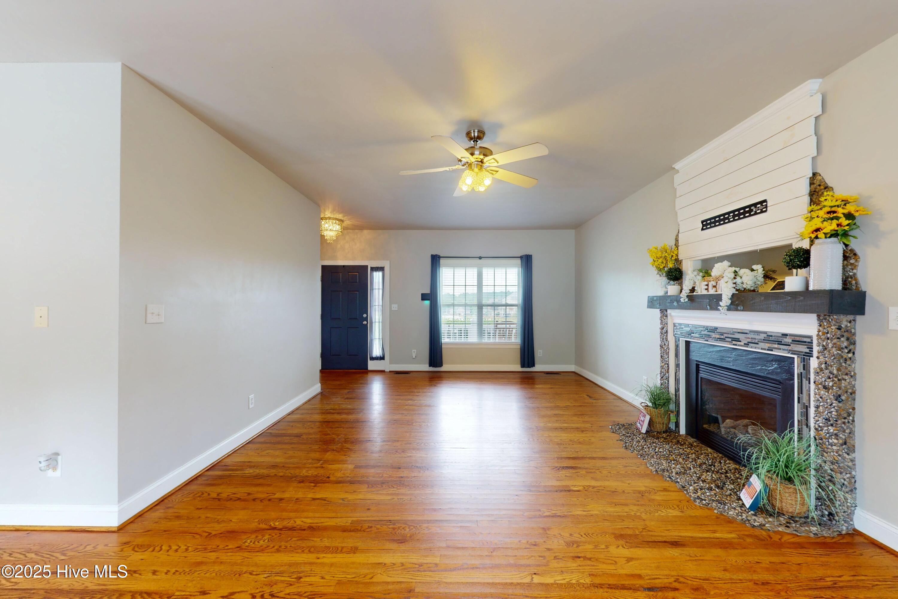 24 Carter Drive