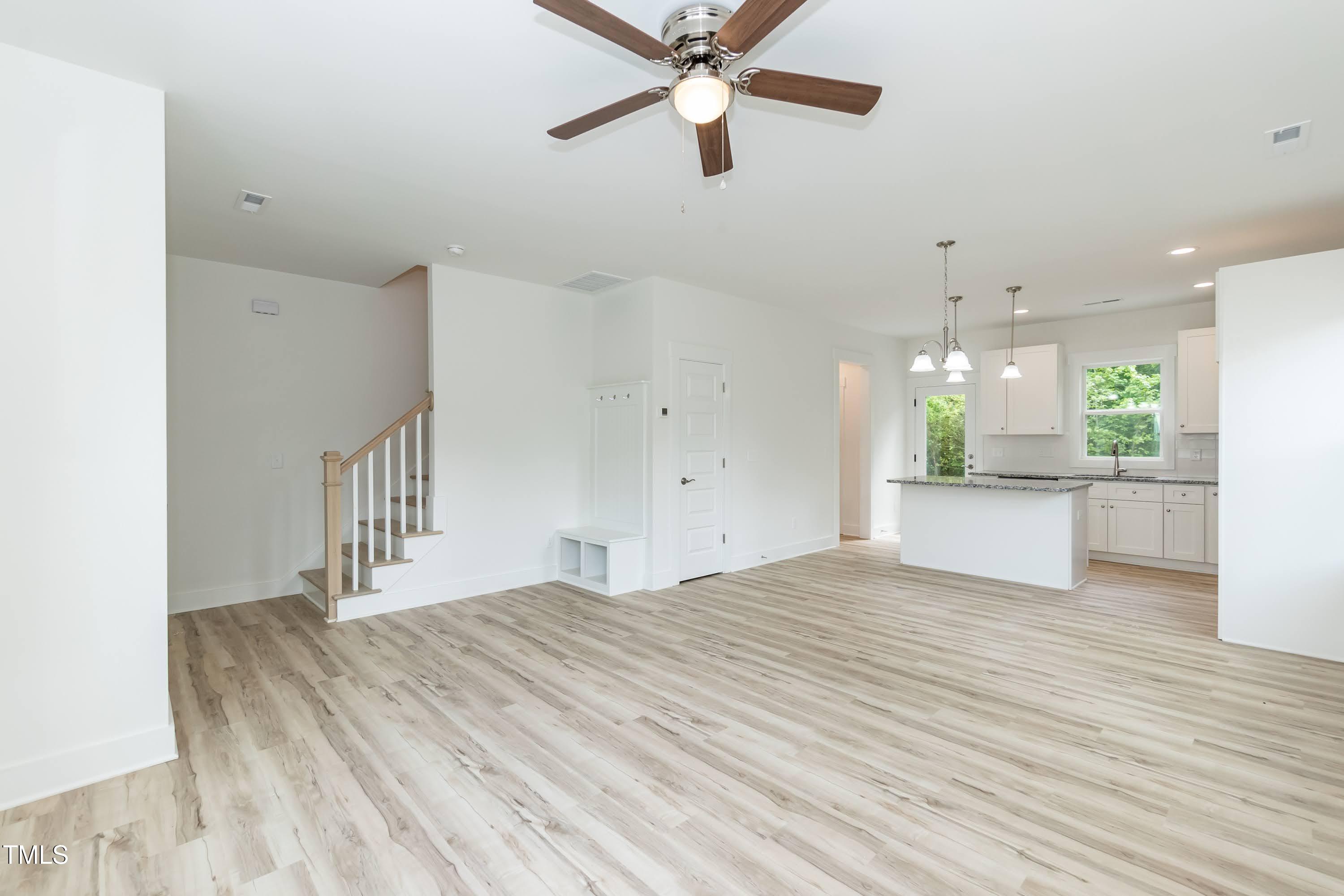 1057 |1059 E Harnett Street