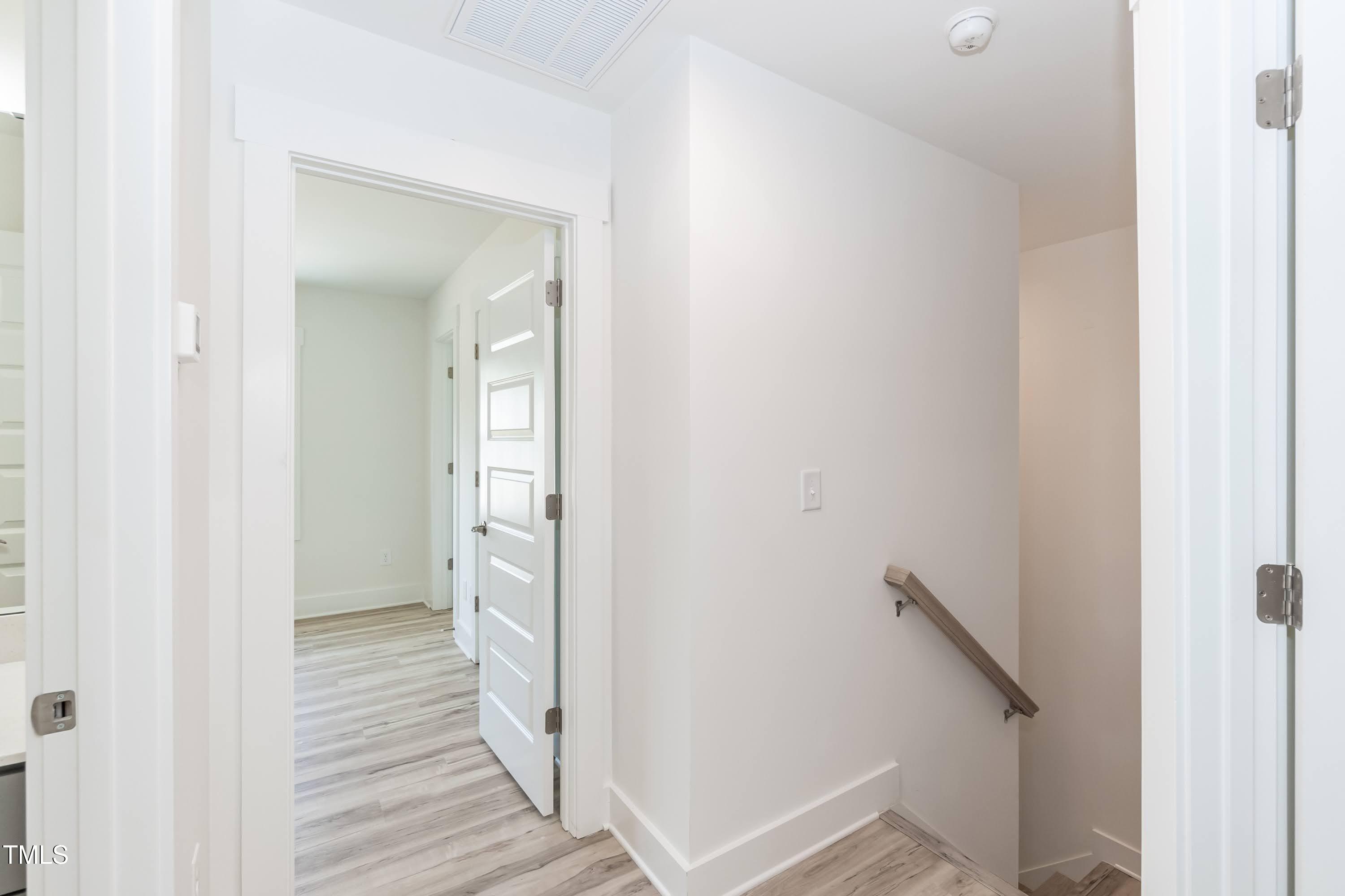 1057 |1059 E Harnett Street