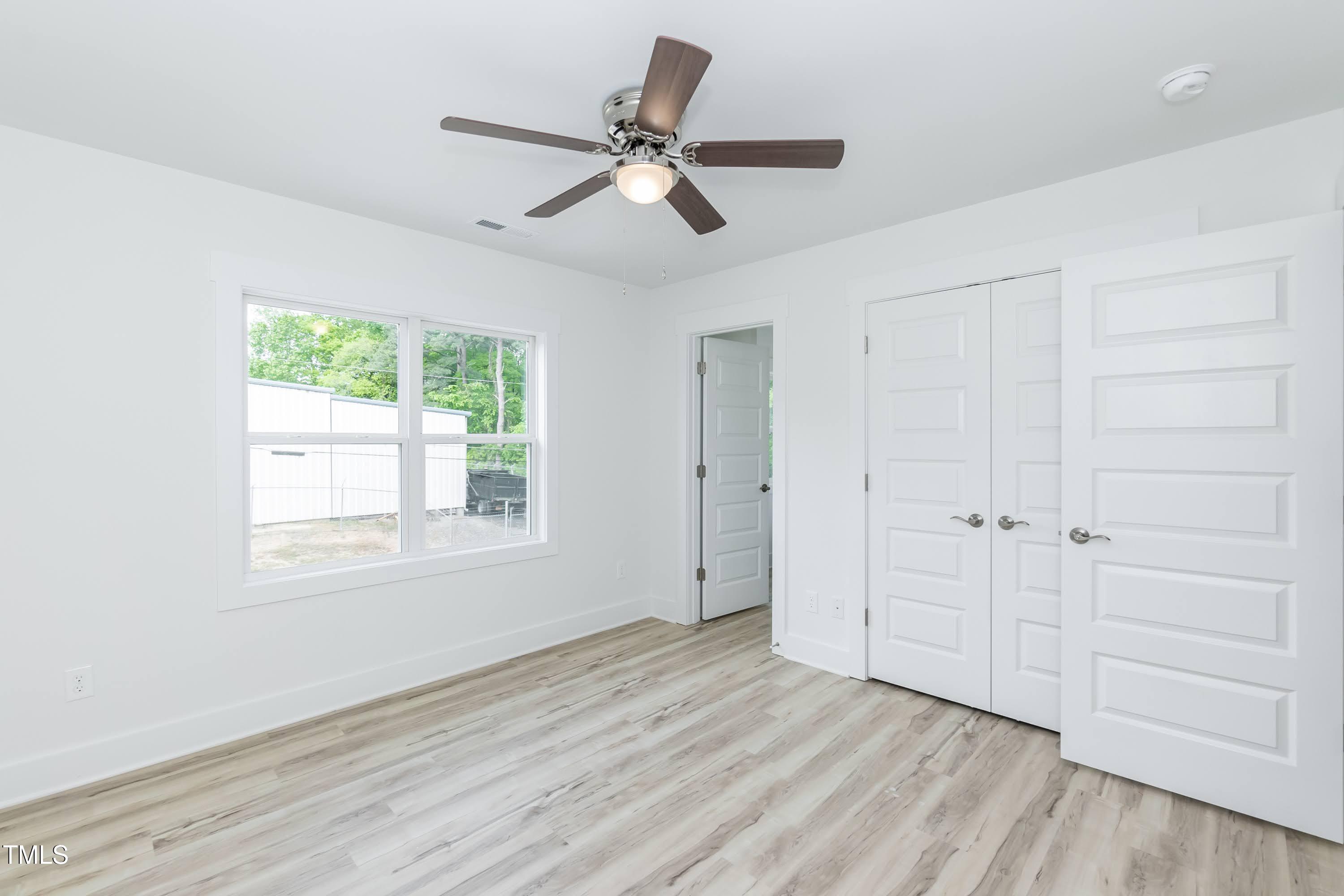 1057 |1059 E Harnett Street