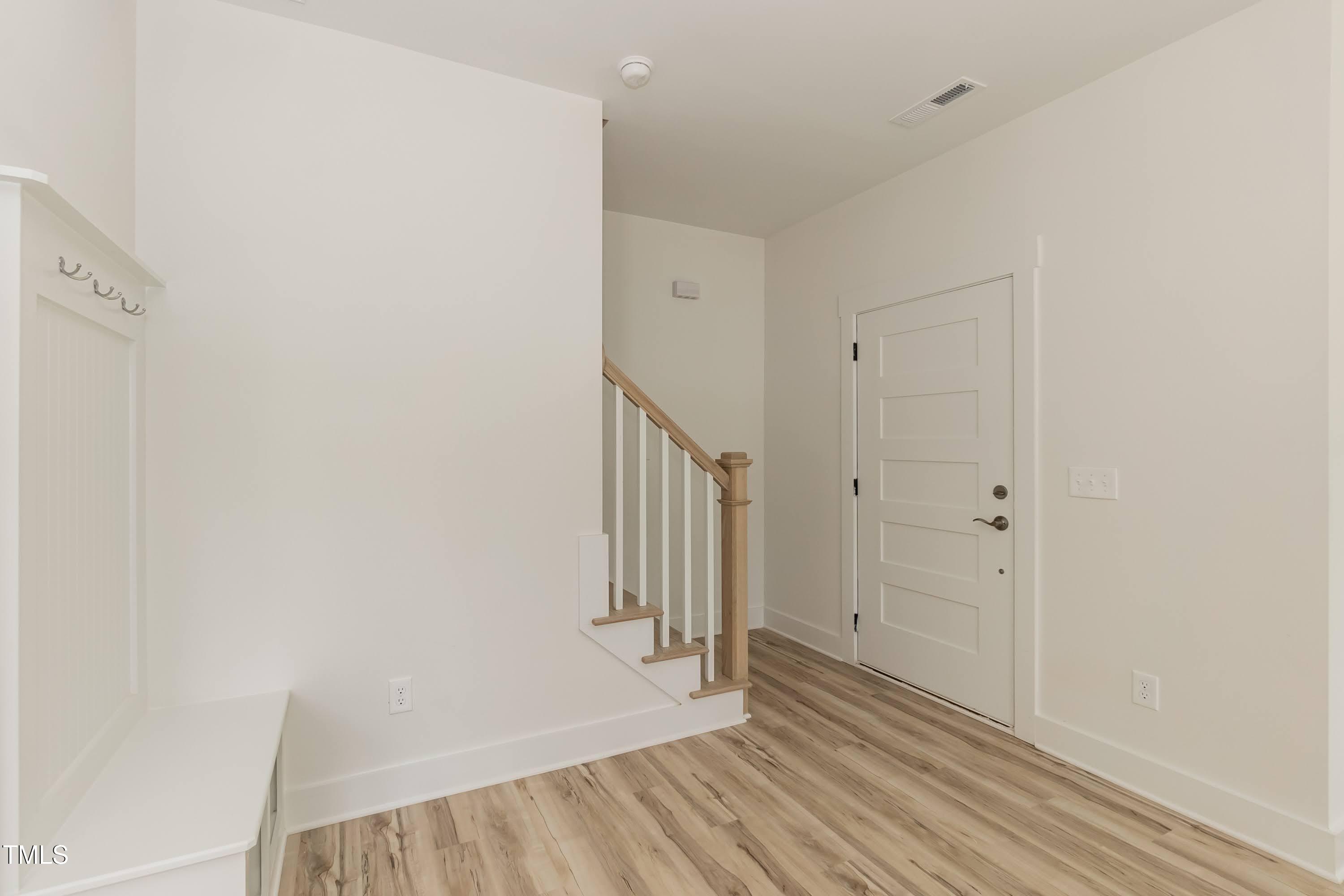 1057 |1059 E Harnett Street