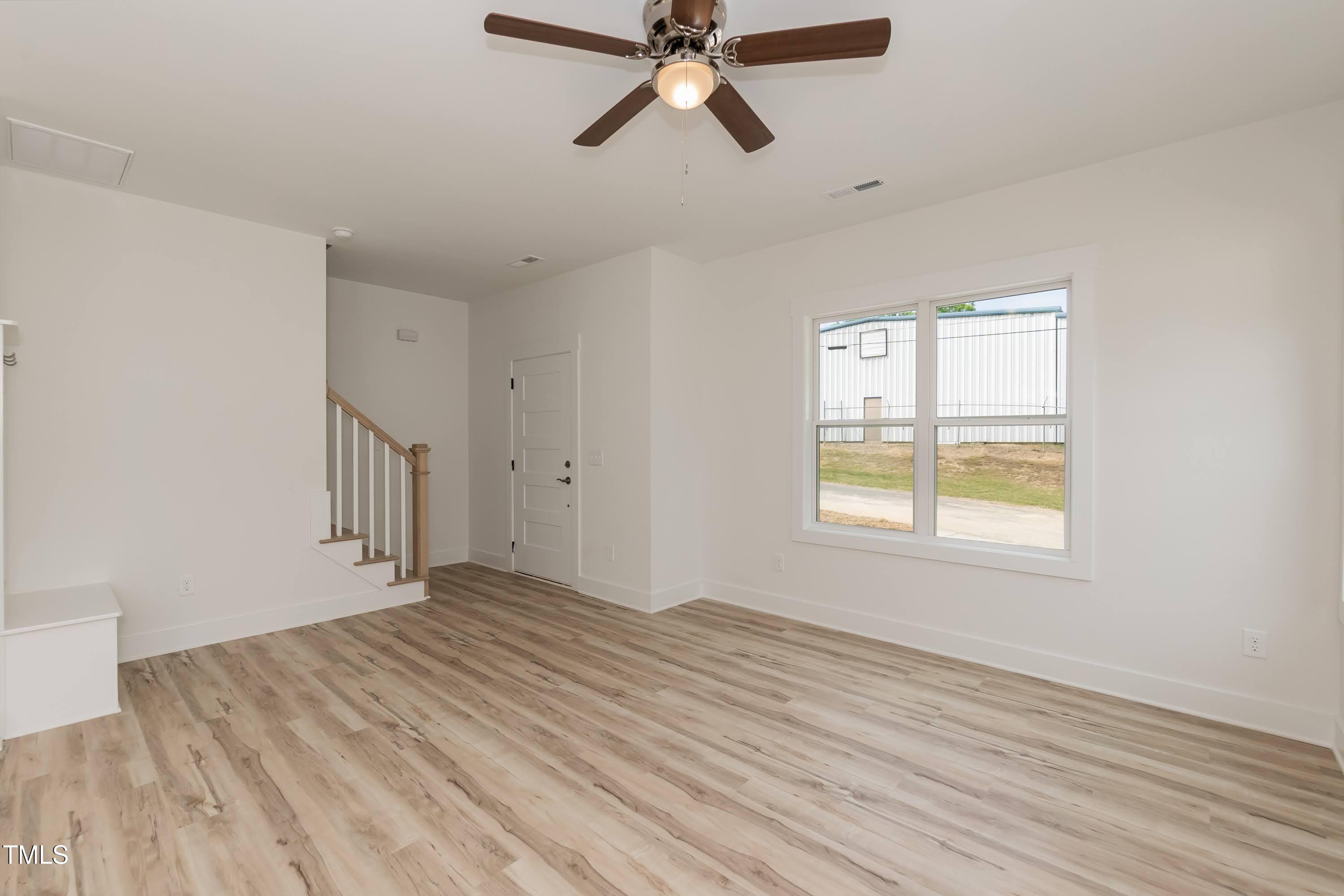 1057 |1059 E Harnett Street