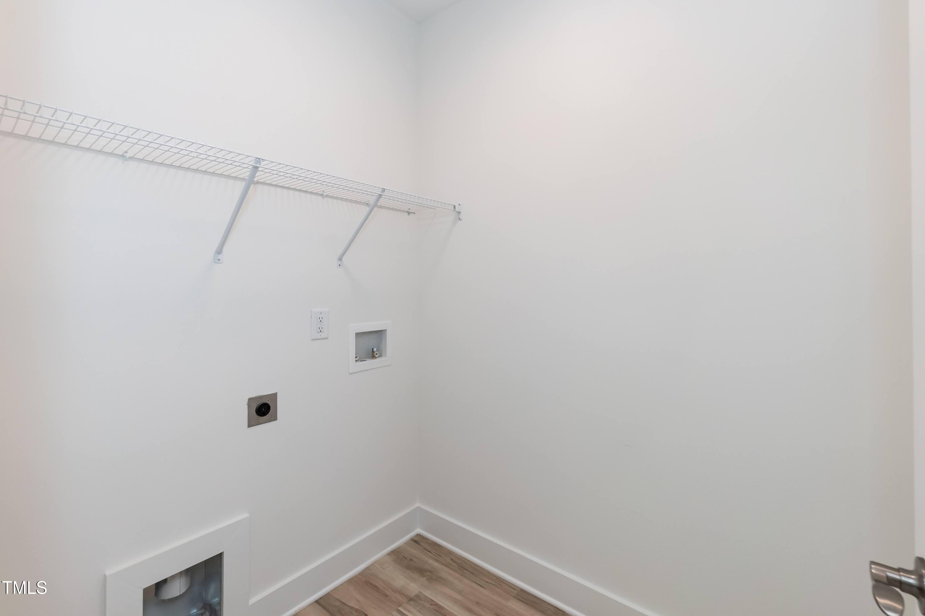 1057 |1059 E Harnett Street