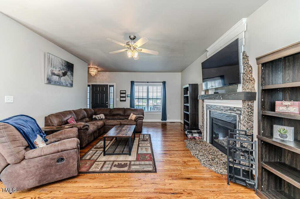 24 Carter Drive