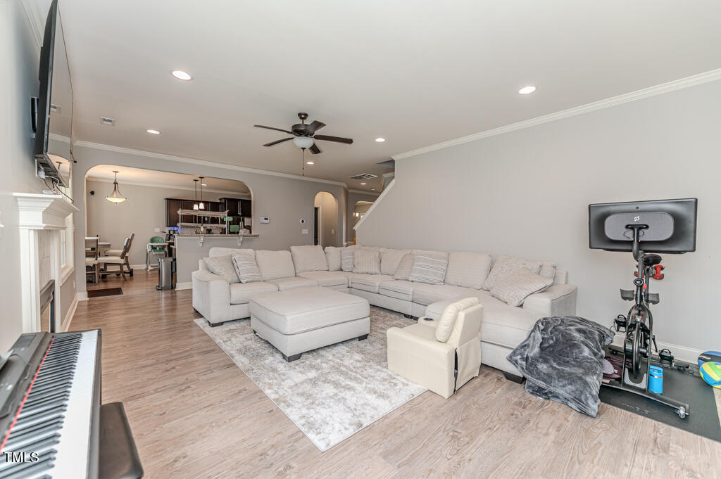216 Weston Woods Street