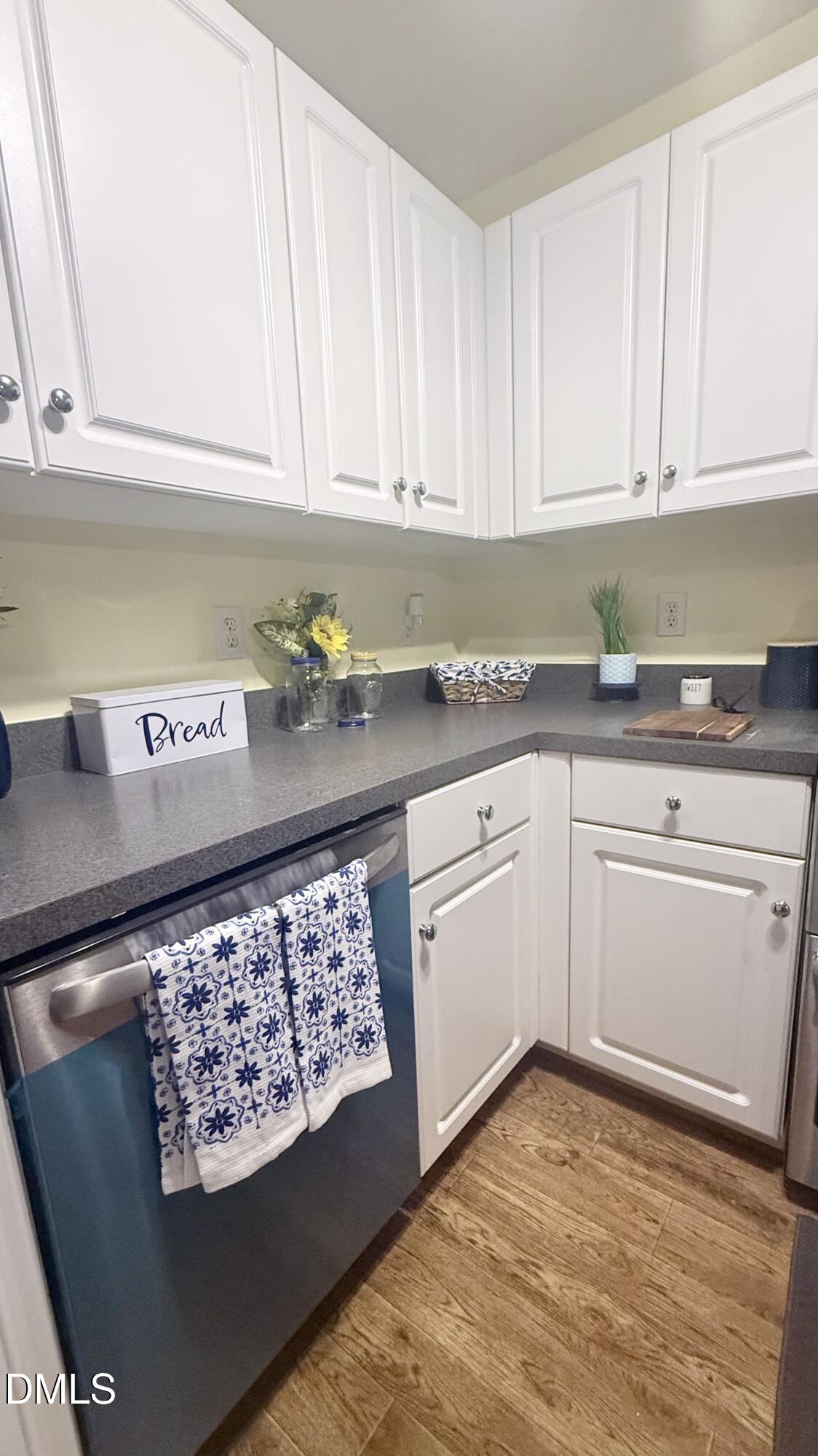 2221 Delaney Drive # 112