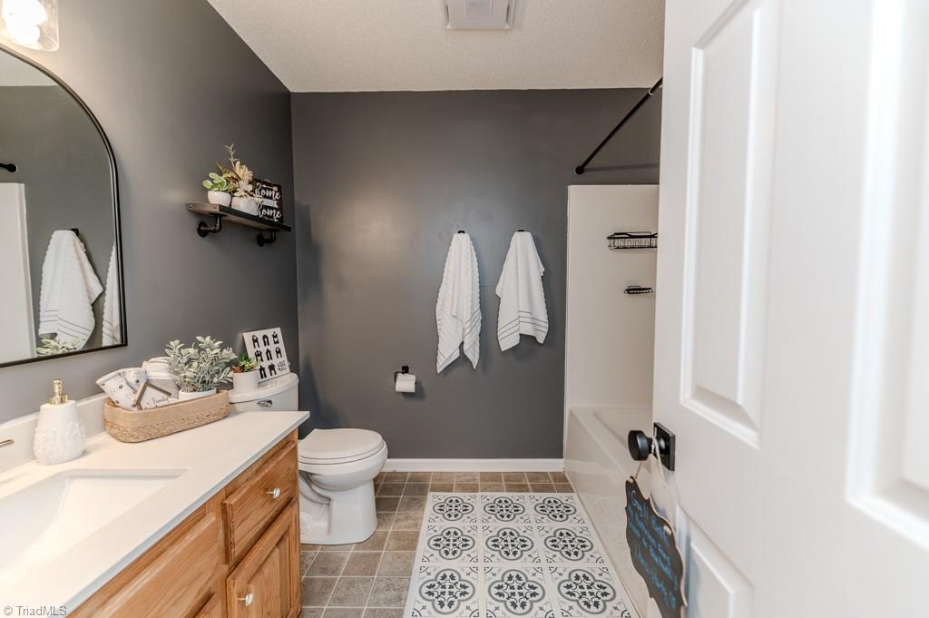 2305 Regency Drive