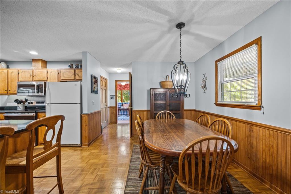 3256 Mansfield Road