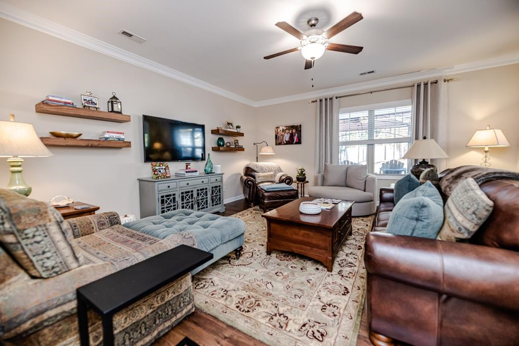 2421 Westgate Drive