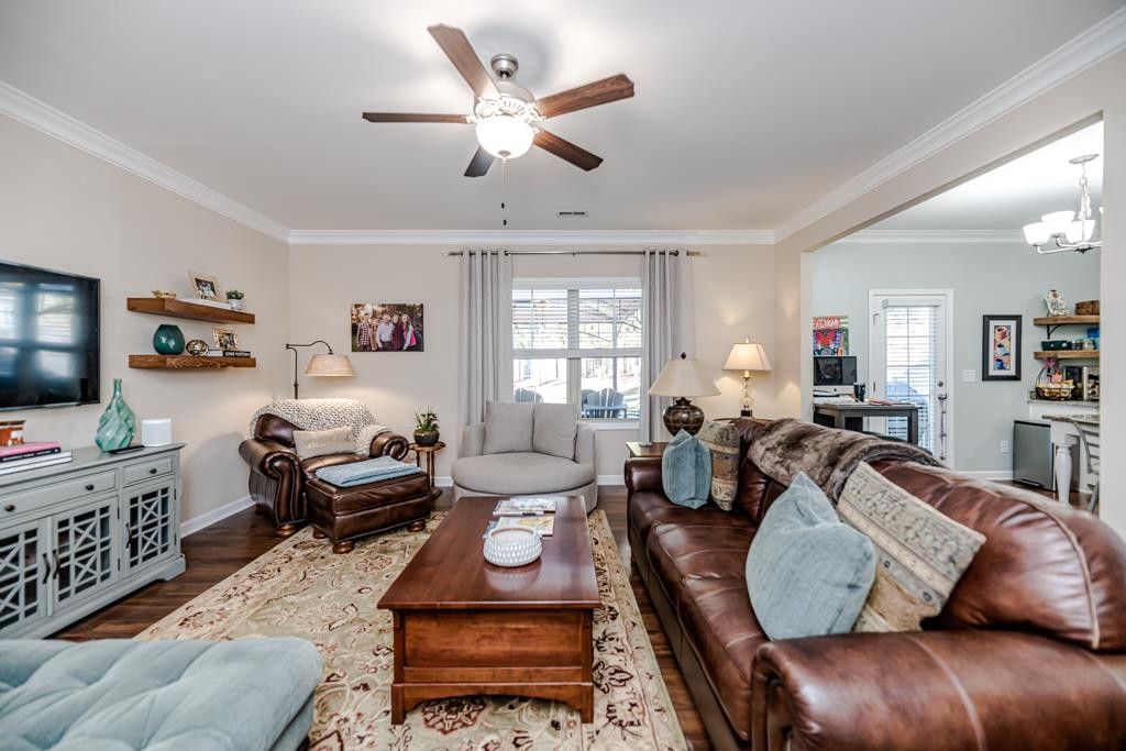 2421 Westgate Drive