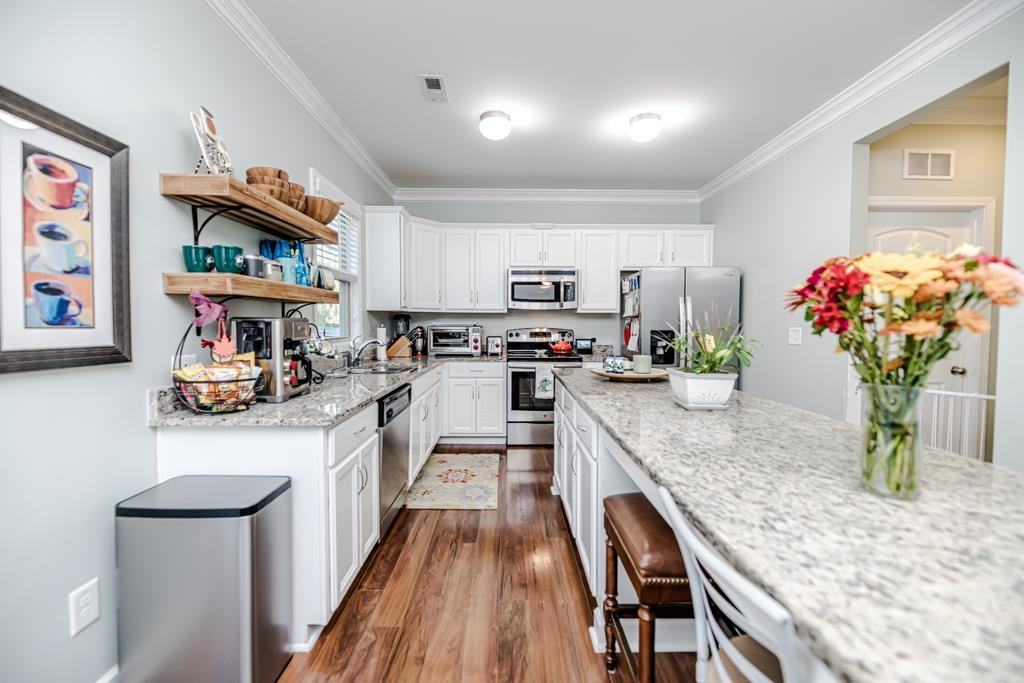 2421 Westgate Drive