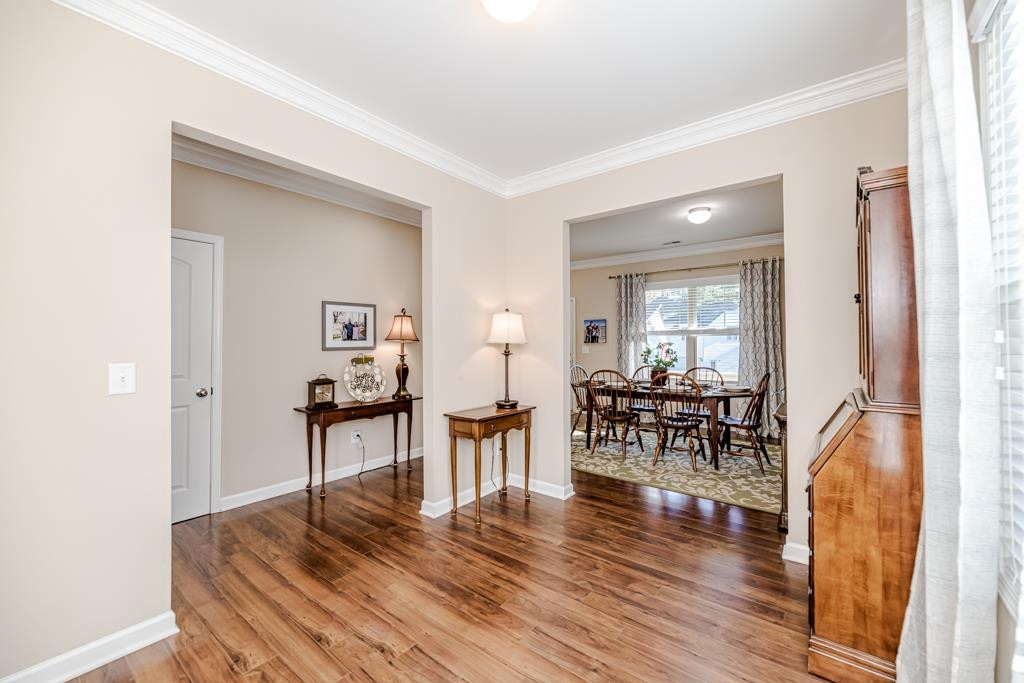 2421 Westgate Drive