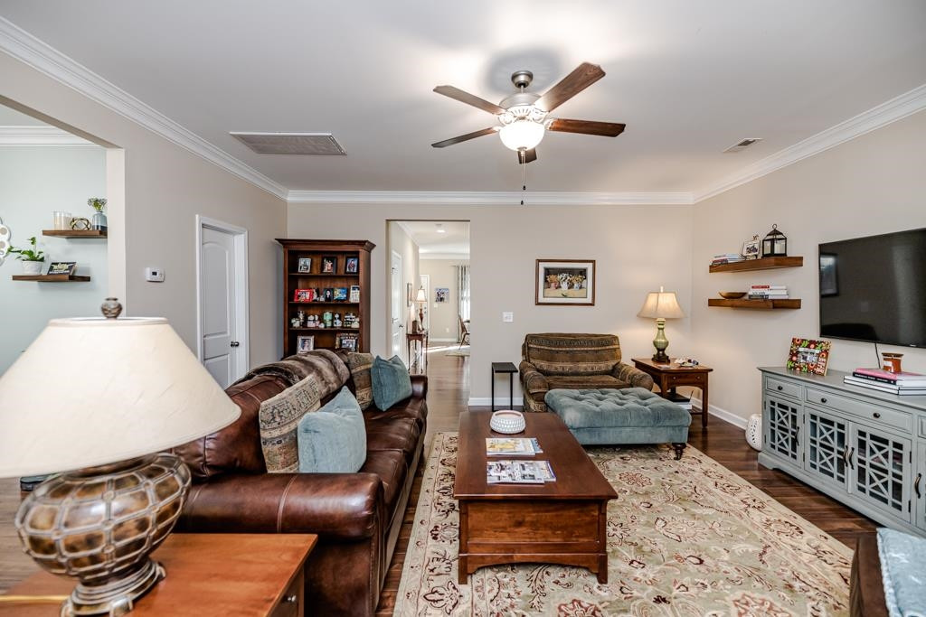 2421 Westgate Drive