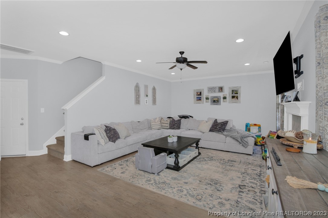 216 Weston Woods Street