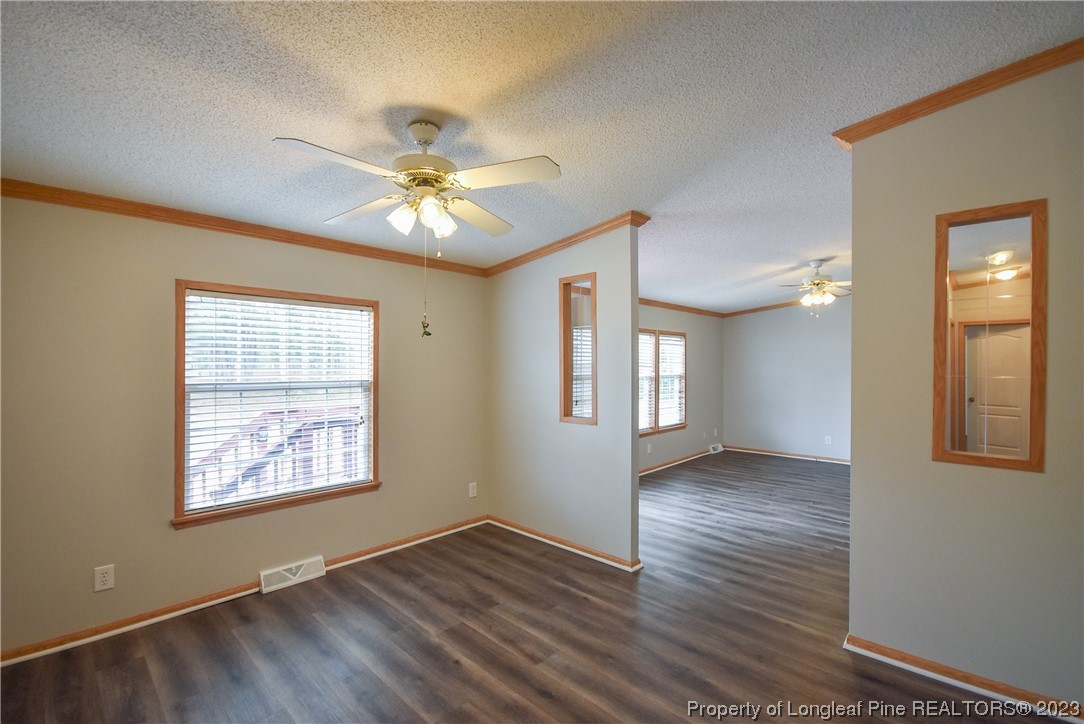 1205 Tingen Road