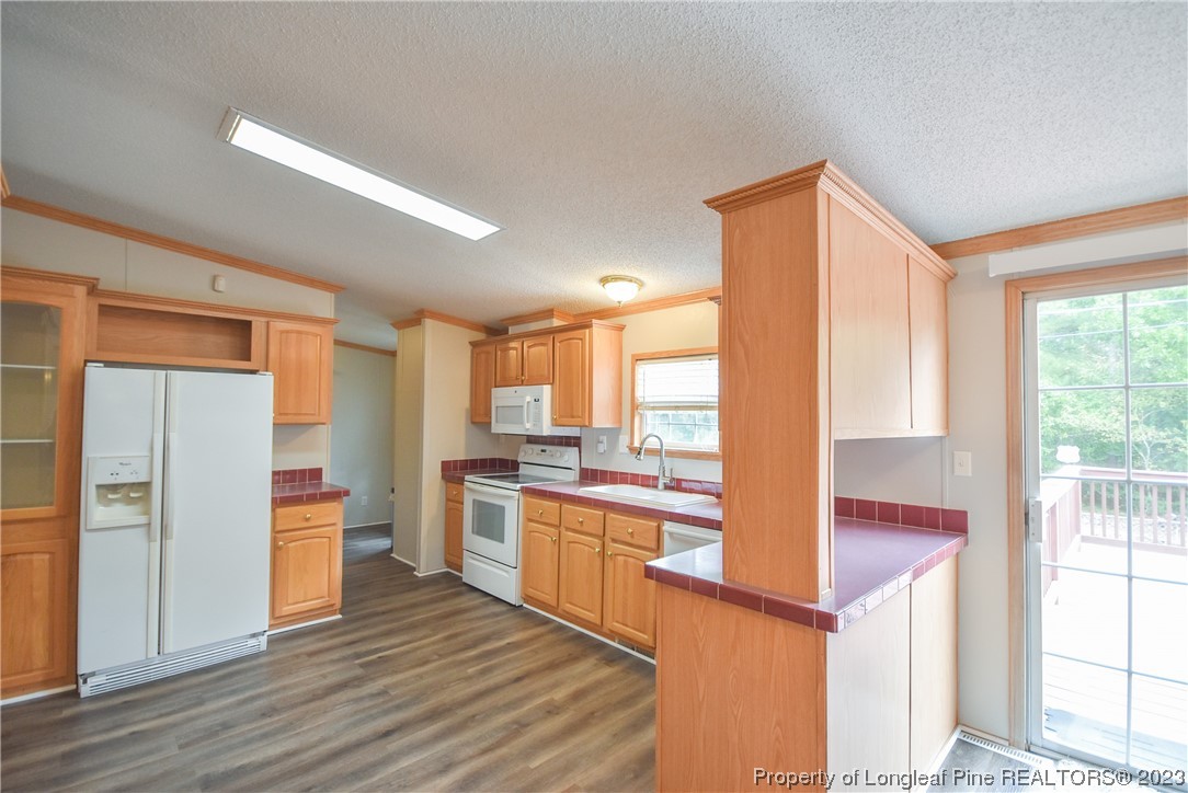 1205 Tingen Road