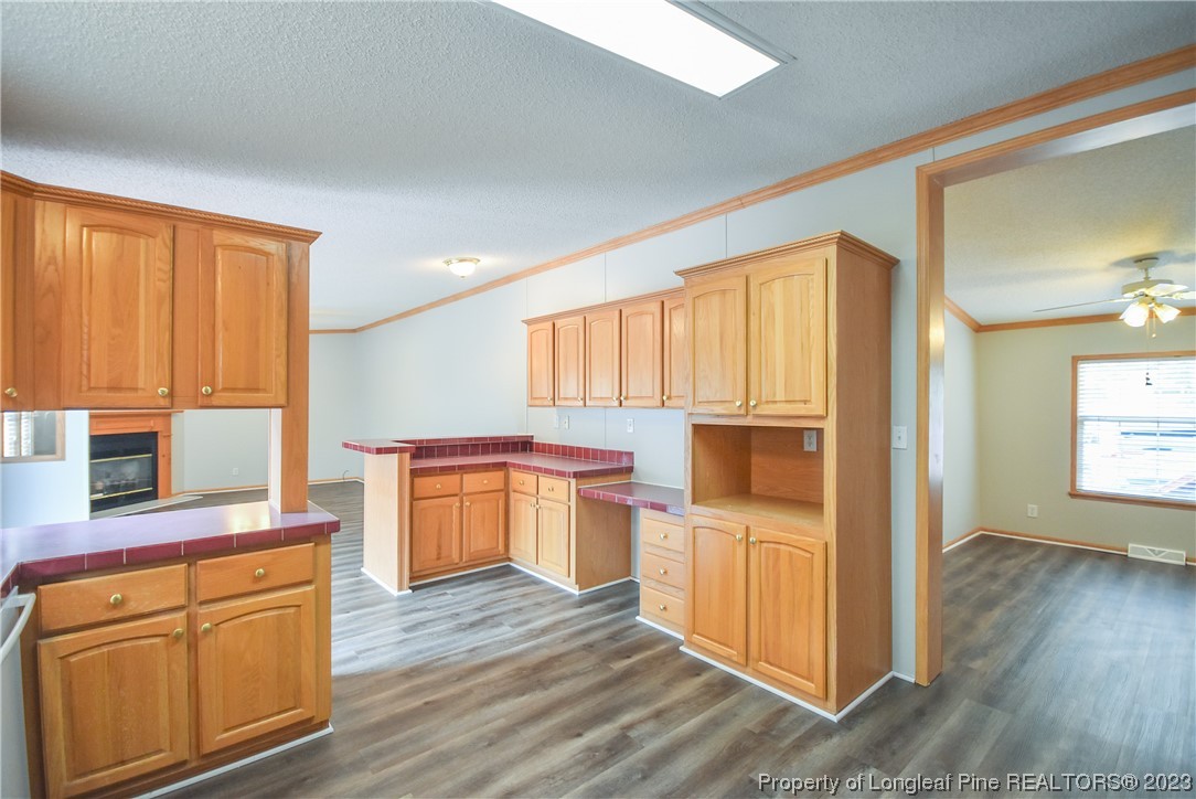 1205 Tingen Road