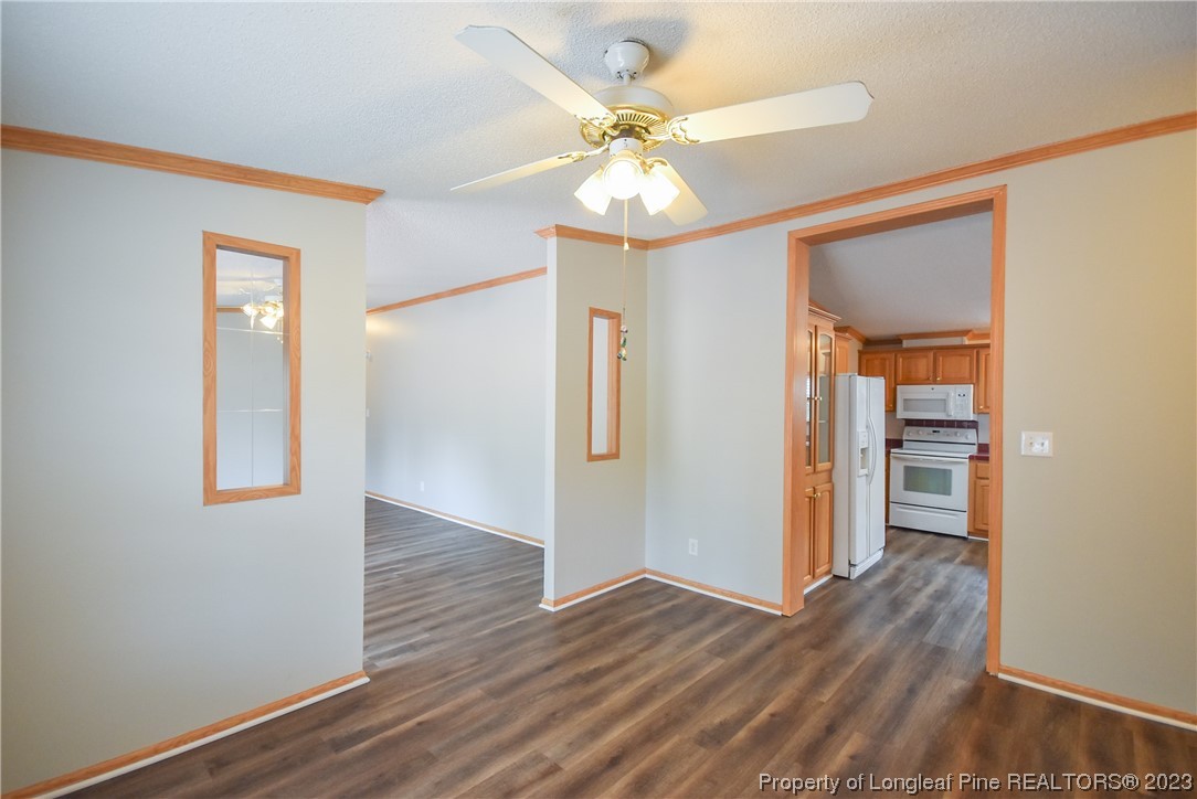 1205 Tingen Road