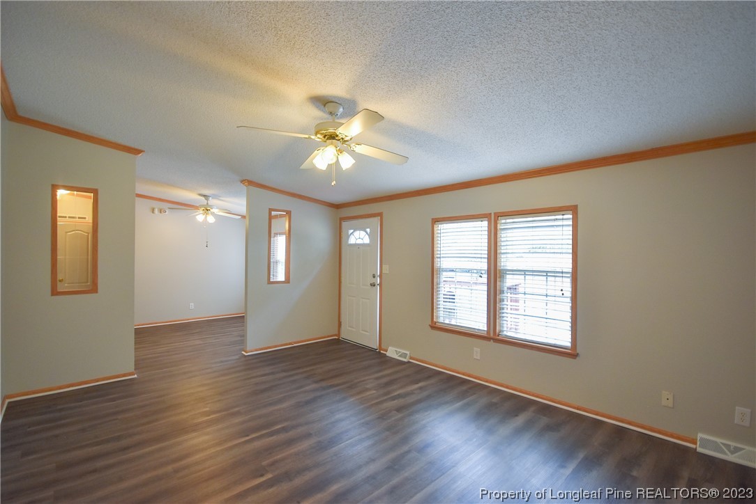 1205 Tingen Road