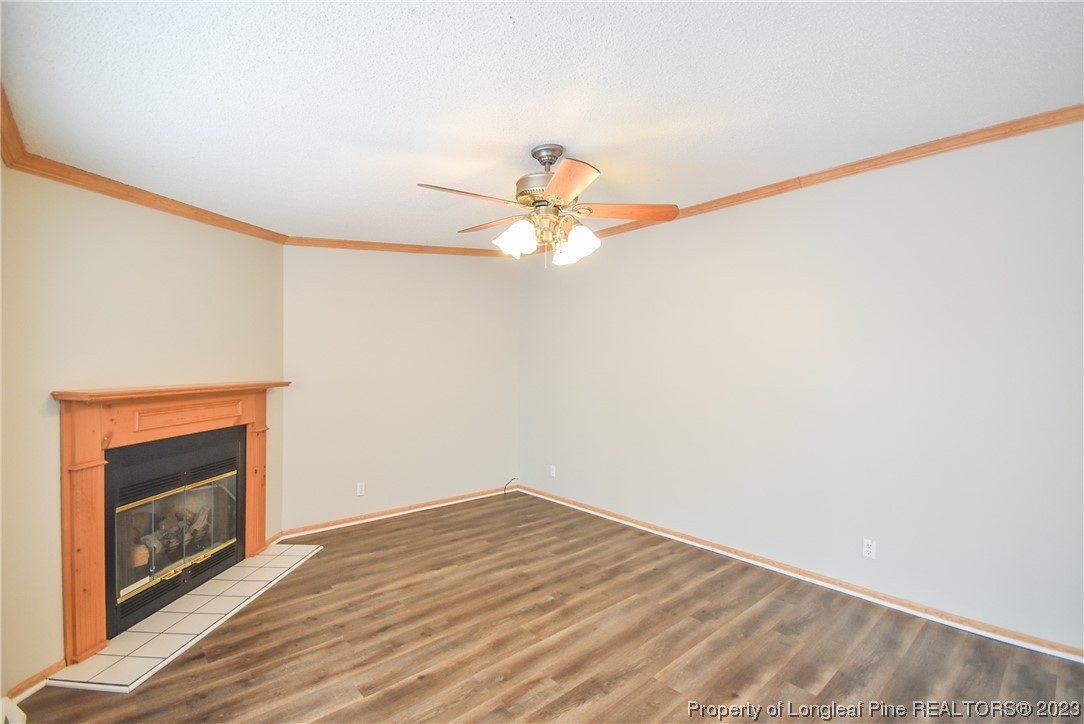 1205 Tingen Road