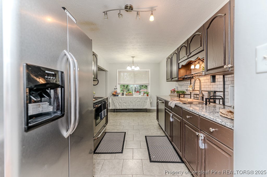 220 Paddlewheel Road
