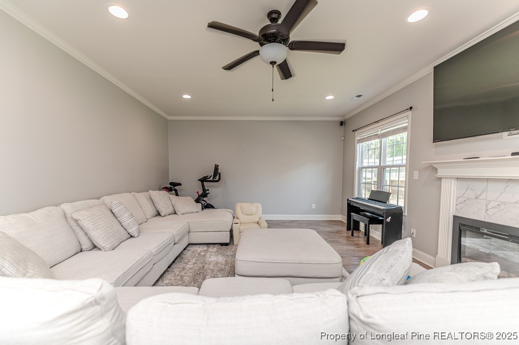216 Weston Woods Street