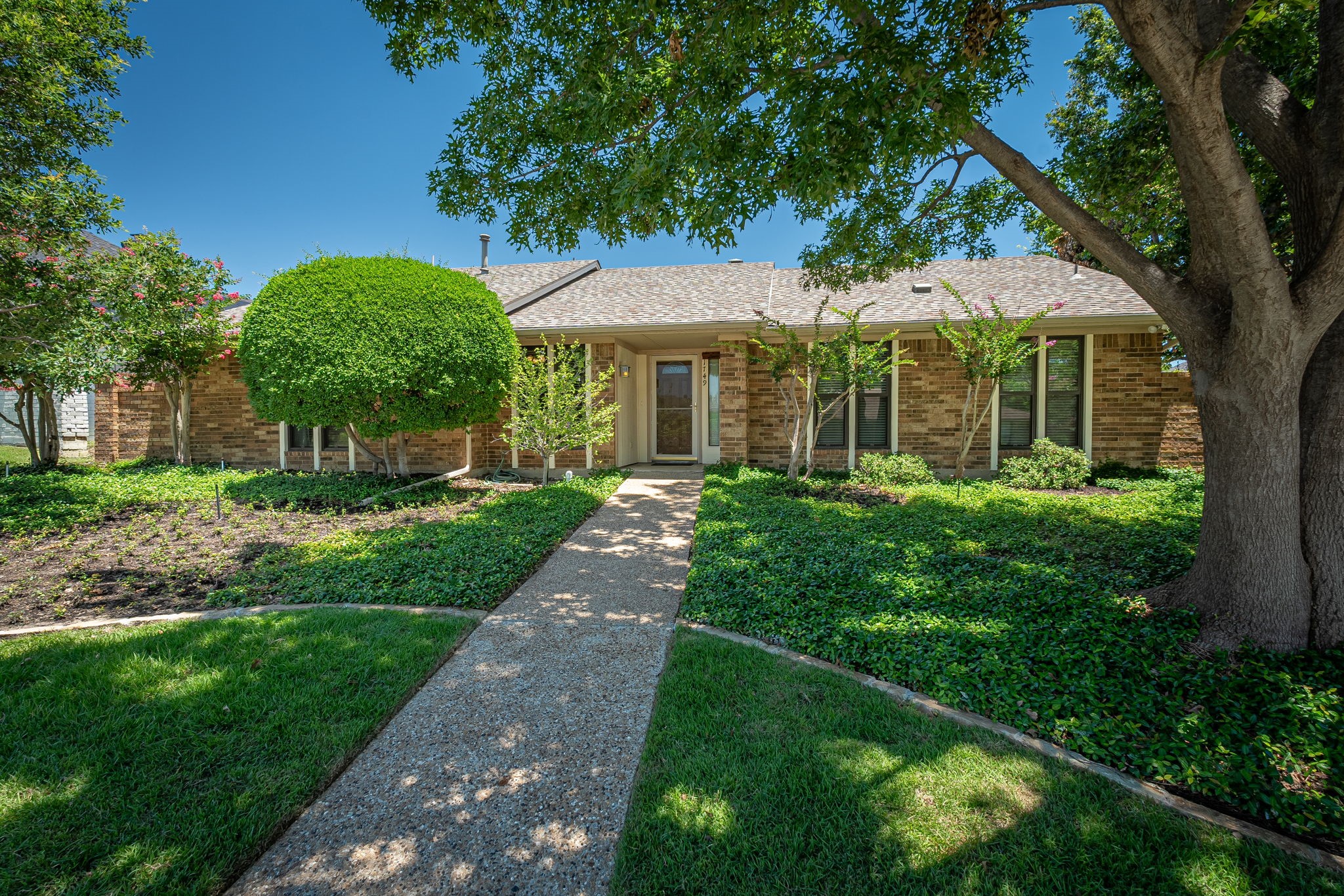 1749 Southampton Drive