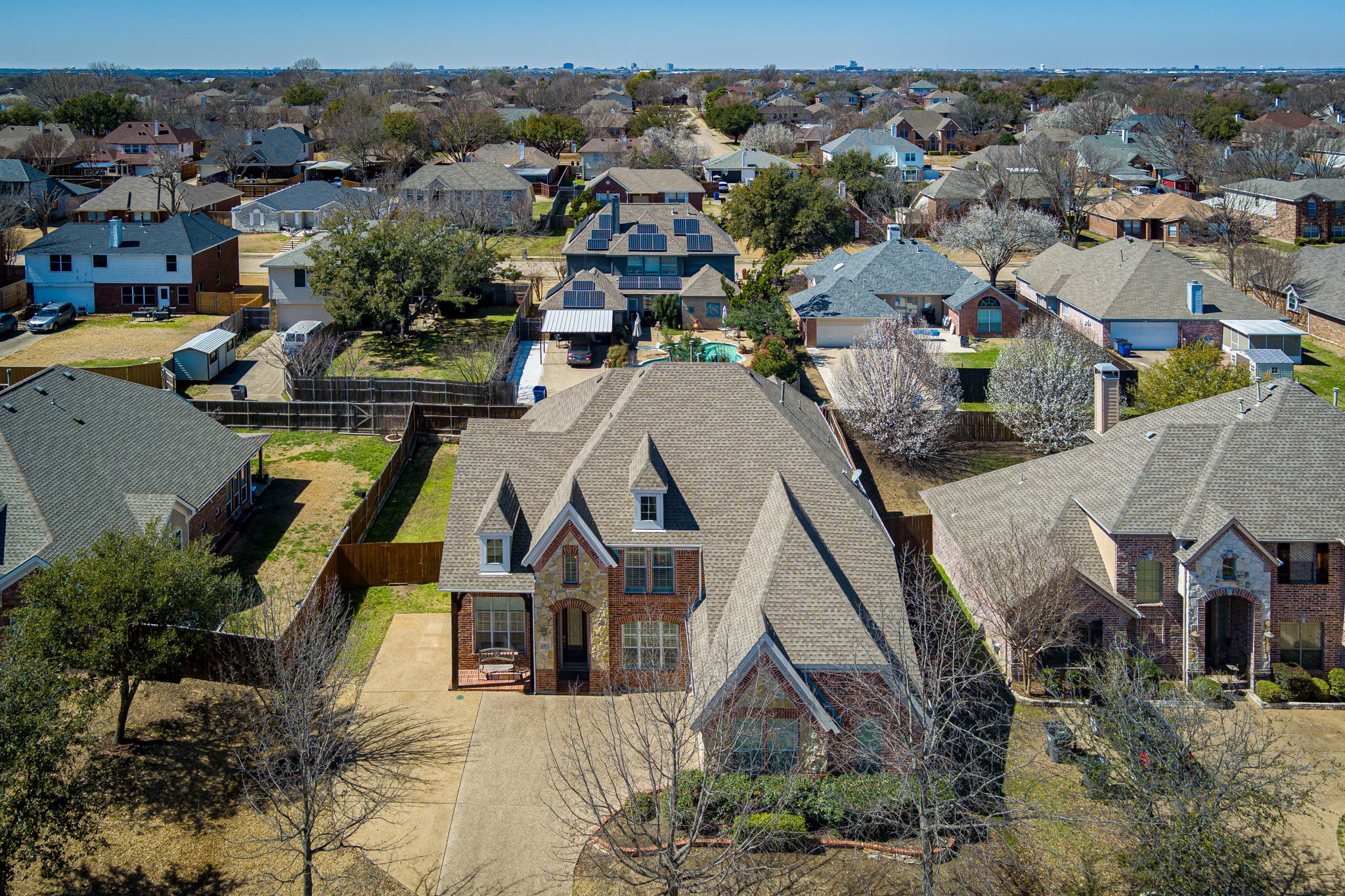 6901 Canyon Meadow Drive