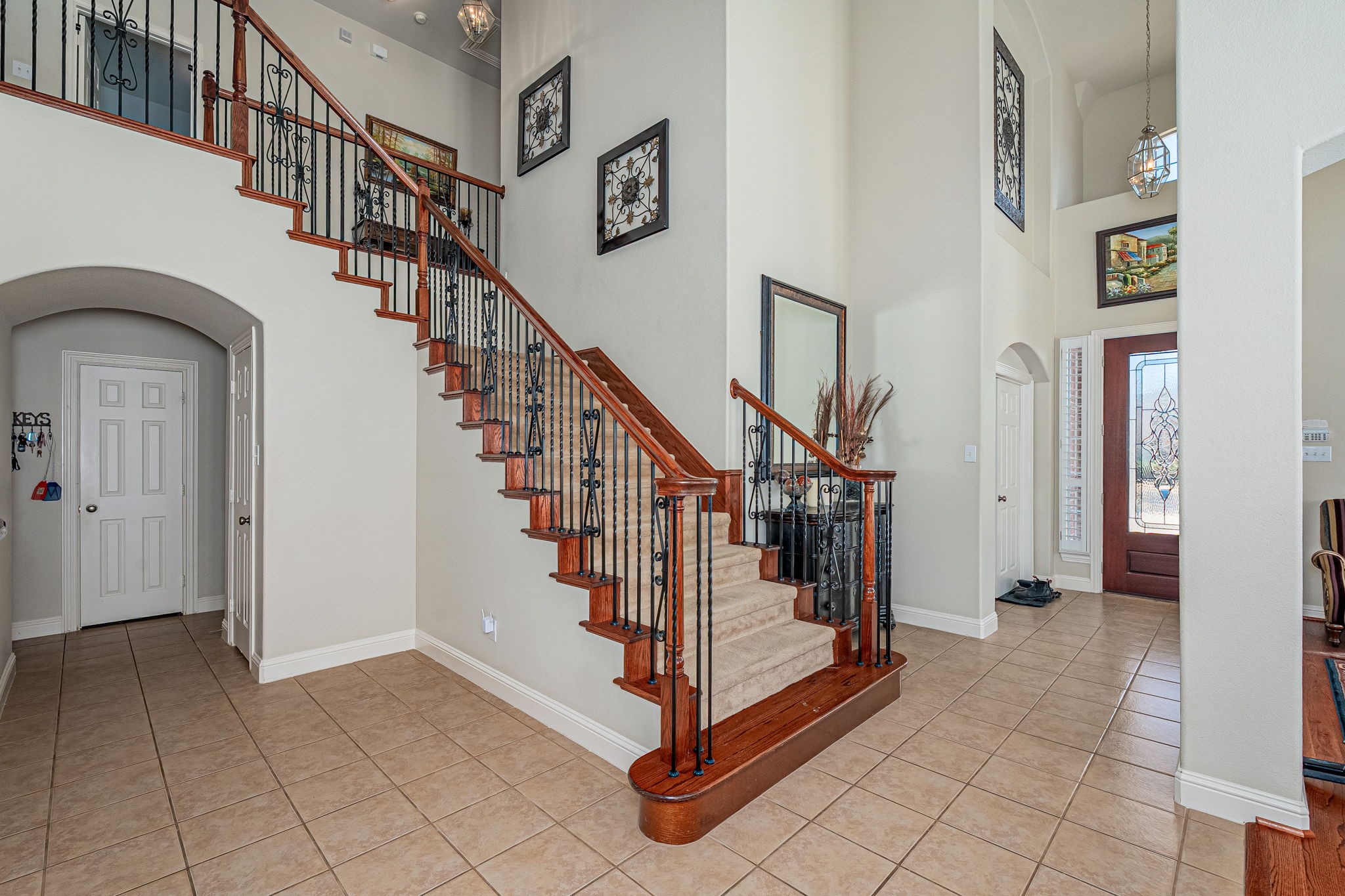 6901 Canyon Meadow Drive