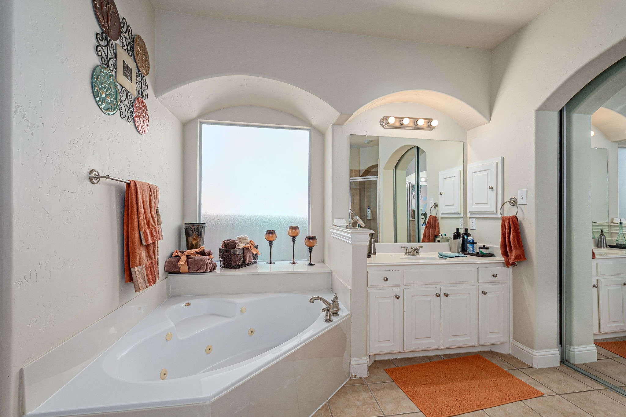 6901 Canyon Meadow Drive