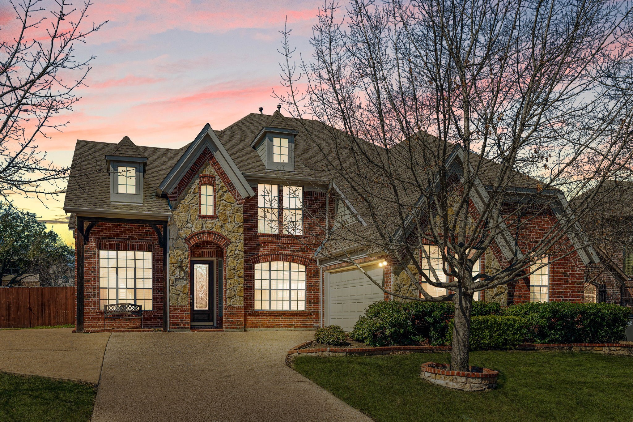 6901 Canyon Meadow Drive