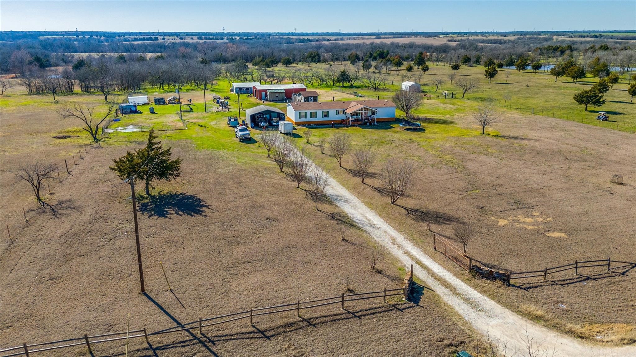 9876 NW County Road 2221