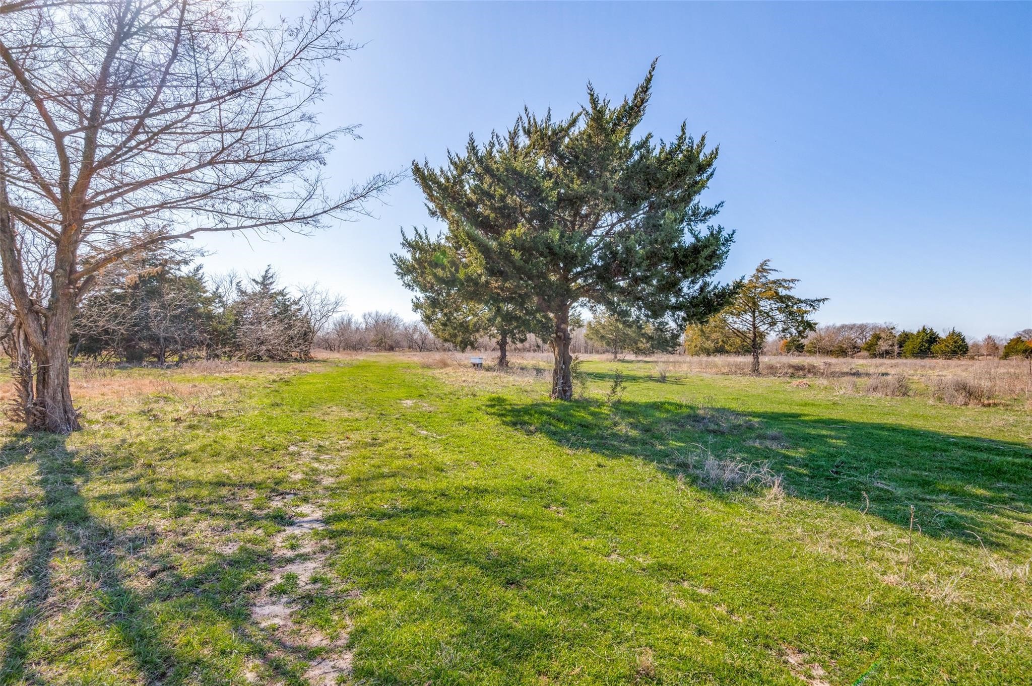 9876 NW County Road 2221