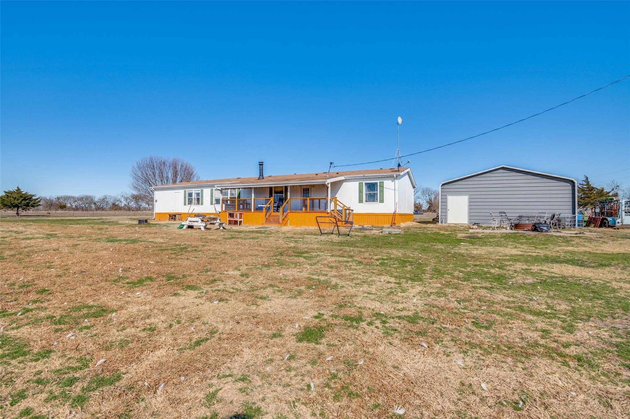 9876 NW County Road 2221