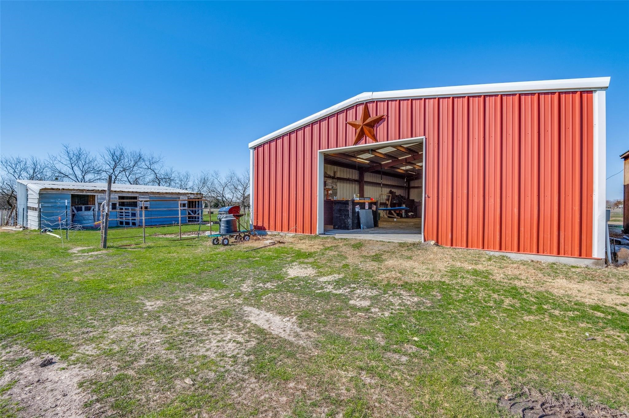 9876 NW County Road 2221